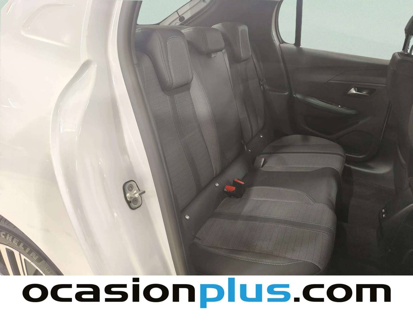 Foto Peugeot 208 Peugeot 208 PureTech 100 Allure (100 CV)