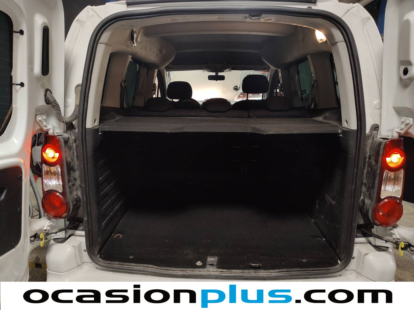 Foto Peugeot Partner Peugeot Partner Tepee Tepee BlueHDi 100 Active (100 CV)