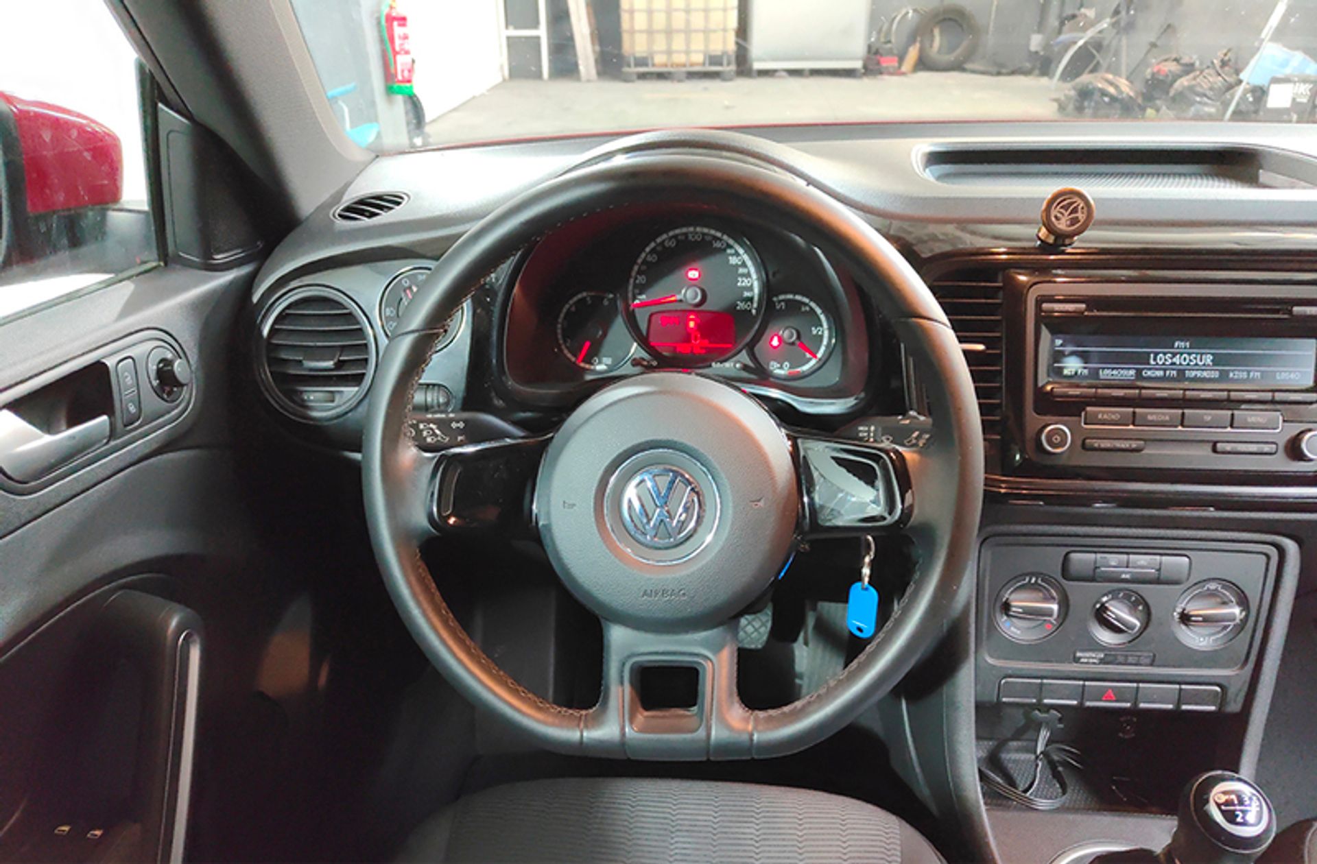 Volkswagen Beetle 1.6 TDI Beetlemania - foto 16