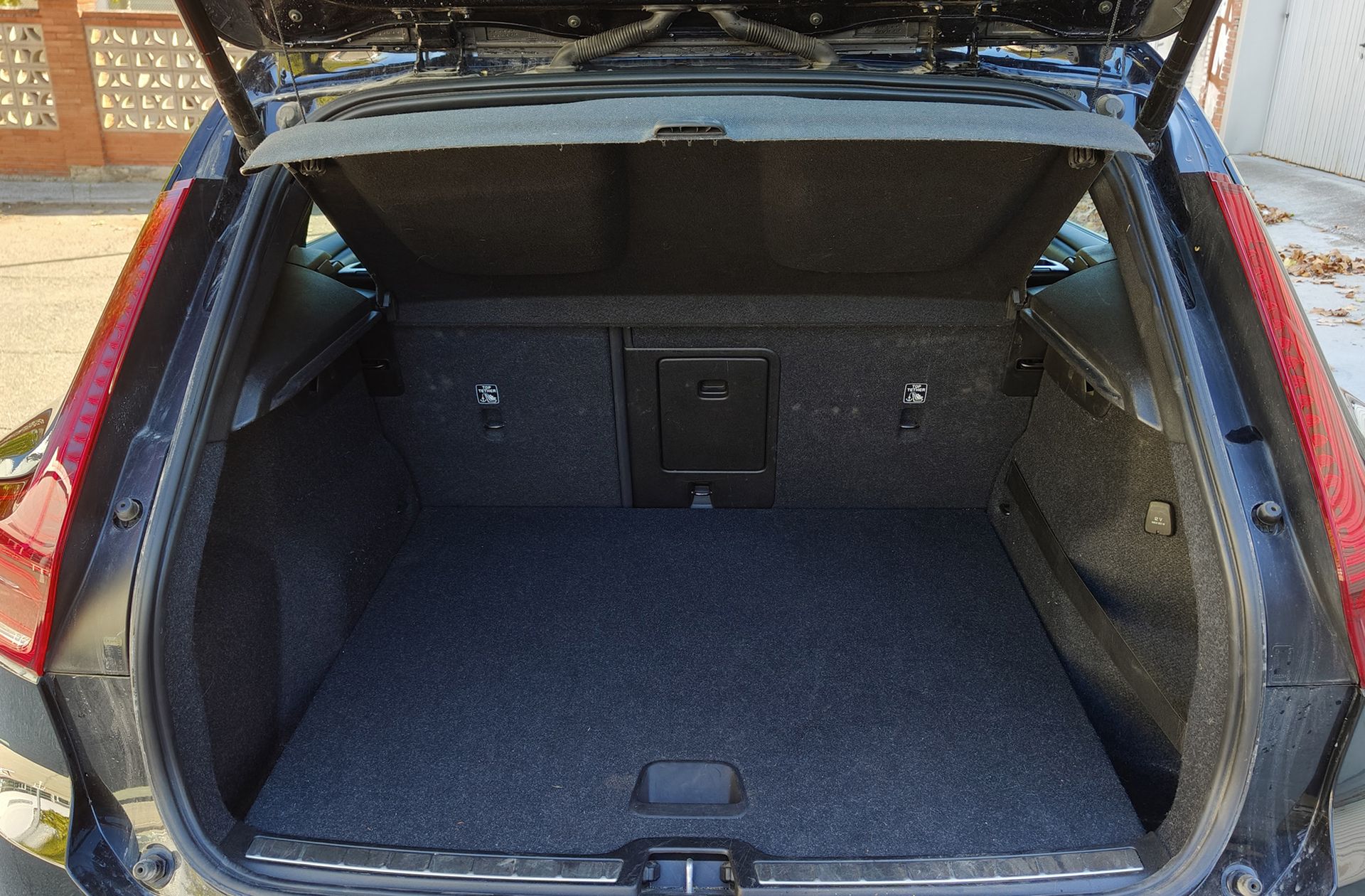 Volvo XC40 D3 R-Design - foto 16