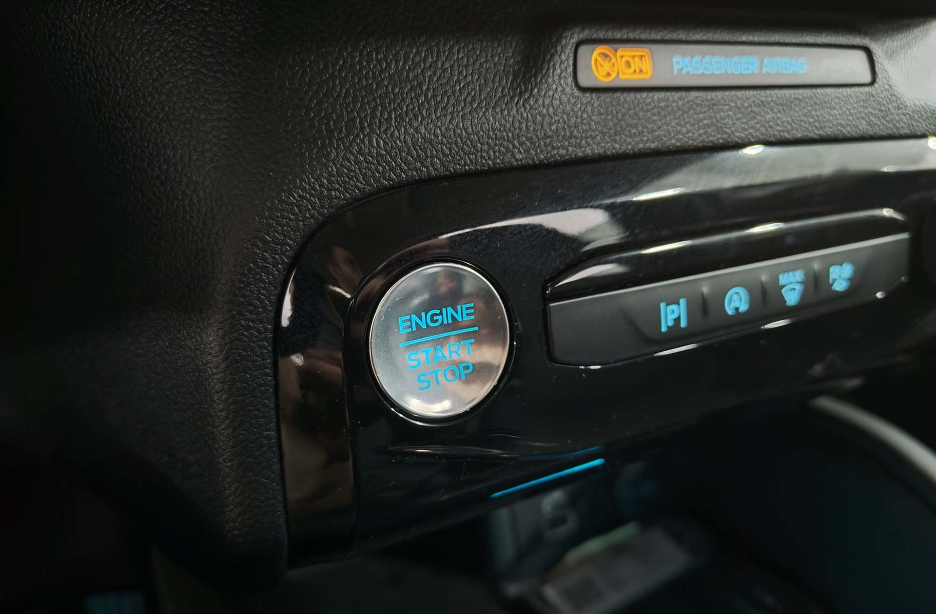 Ford Kuga 1.5 EcoBoost Titanium 4x2 - foto 32