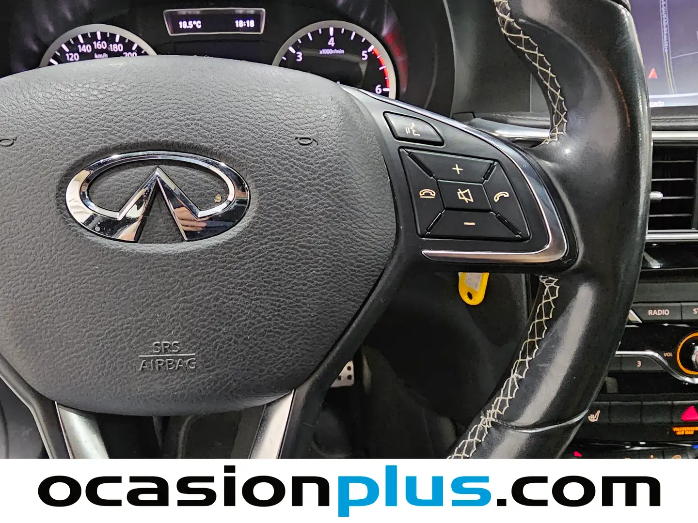 Foto Infiniti Q30 Infiniti Q30 2.2D Sport 7DCT (170 CV)