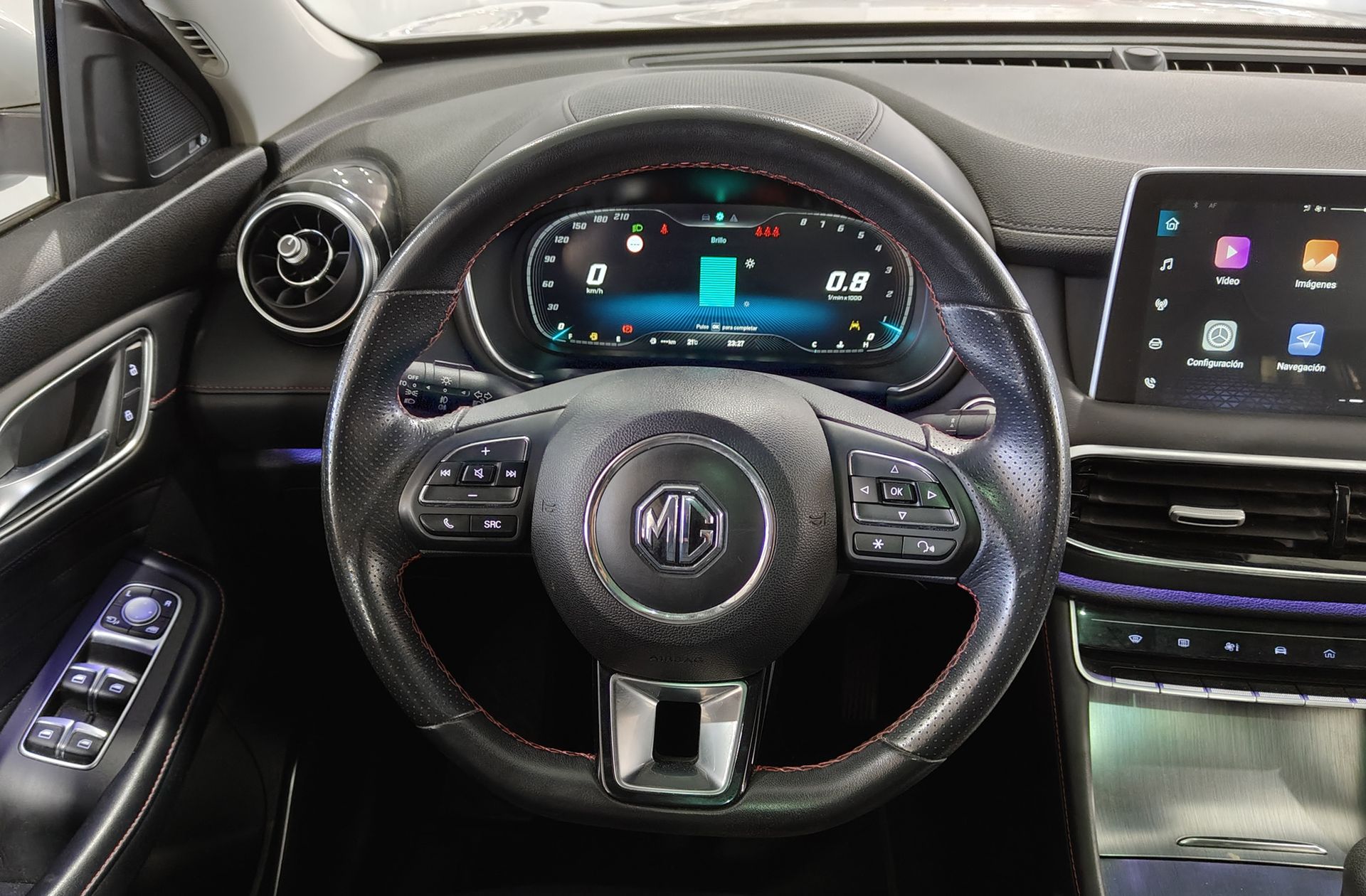 MG HS 1.5 Turbo GDI Luxury DCT - foto 28