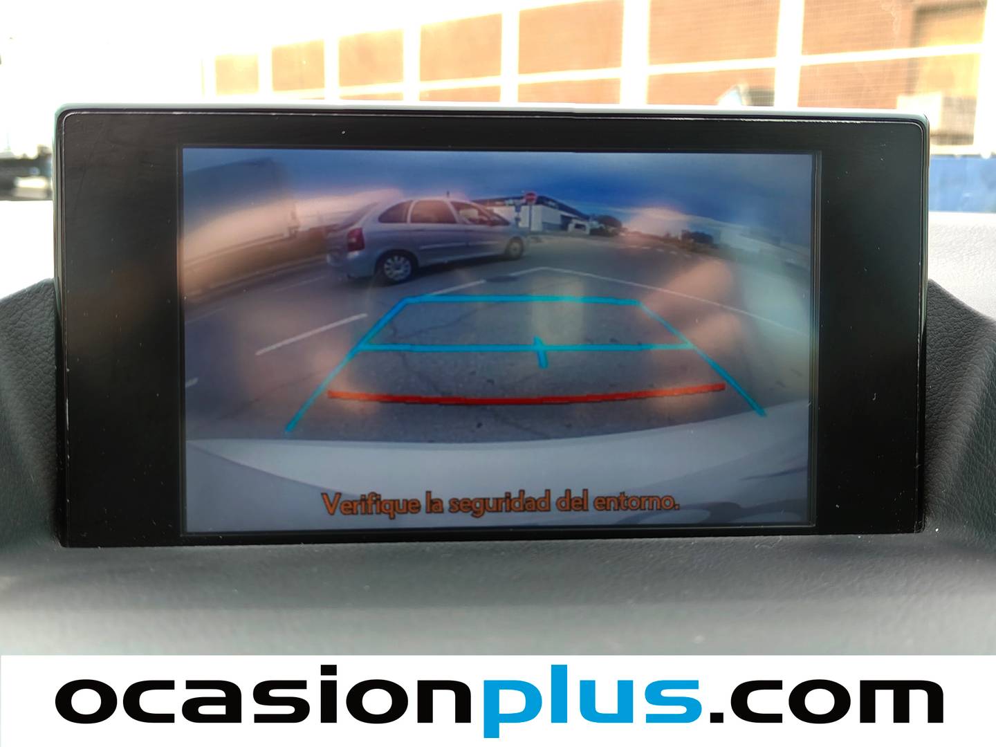 Extras y acabados del Lexus CT Lexus CT 200h Executive Tecno (136 CV)