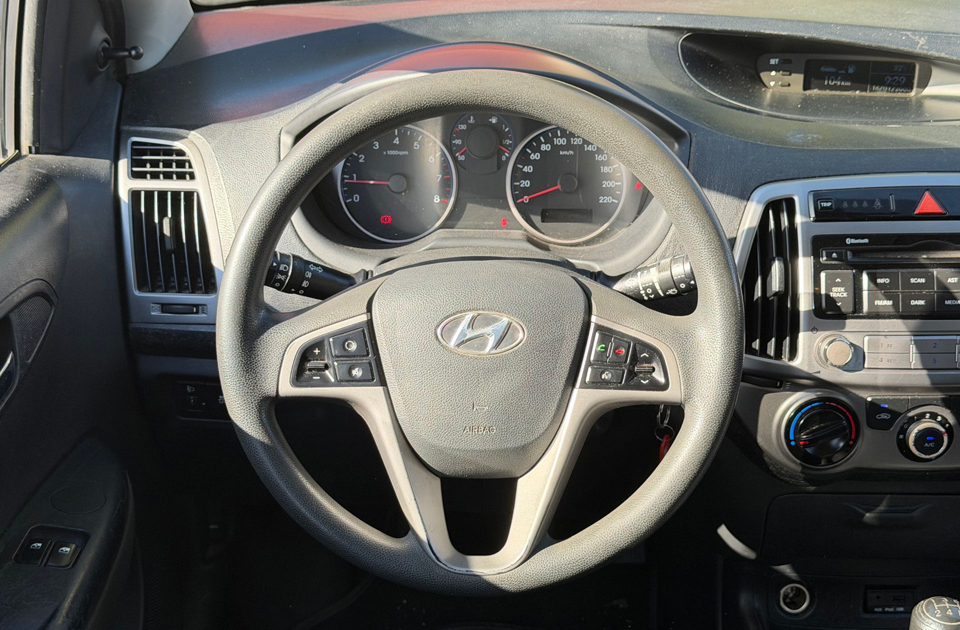 Hyundai i20 1.2 City S - foto 17