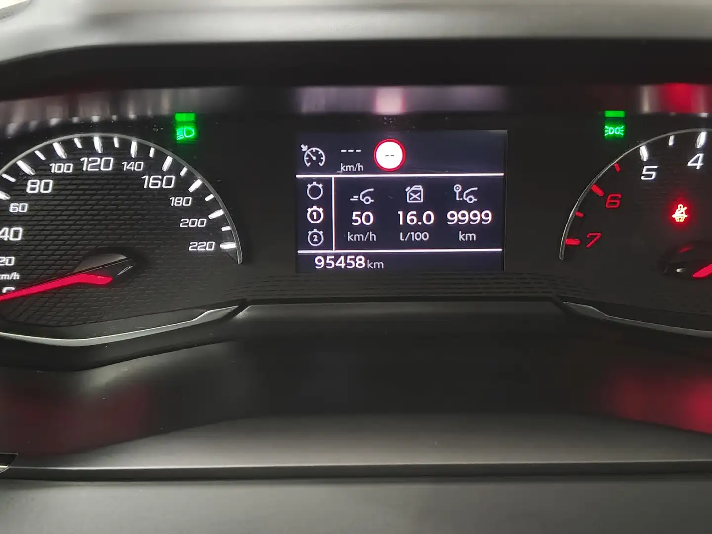 Foto Peugeot 208 Peugeot 208 PureTech 100 Active Pack (100 CV)