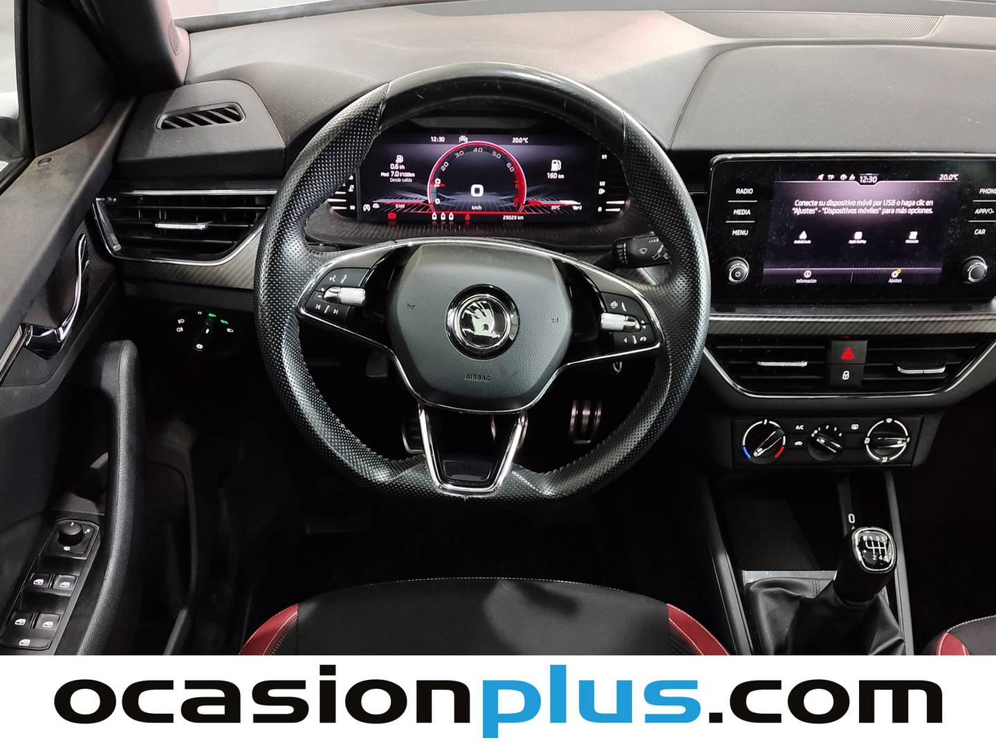 Foto Skoda Kamiq Skoda Kamiq 1.0 TSI Sport 81 kW (110 CV)