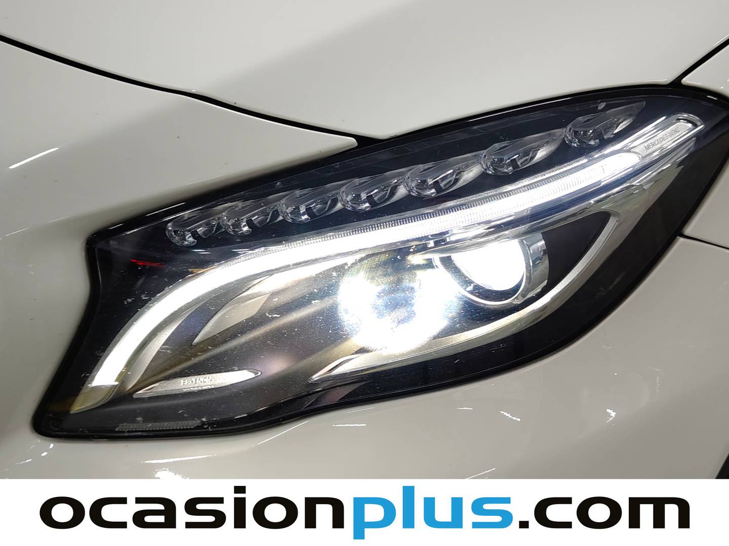 Foto Mercedes GLA Mercedes GLA GLA 200 d AMG Line 100 kW (136 CV)