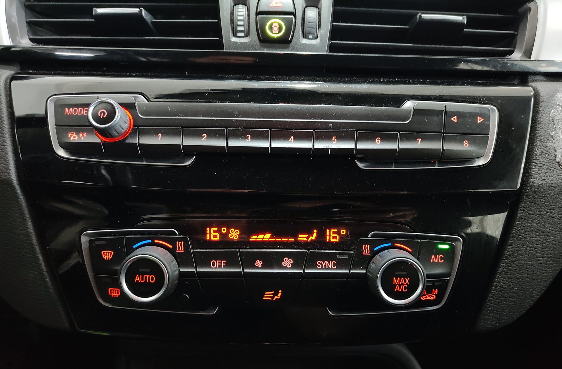 BMW X1 sDrive18d - foto 33