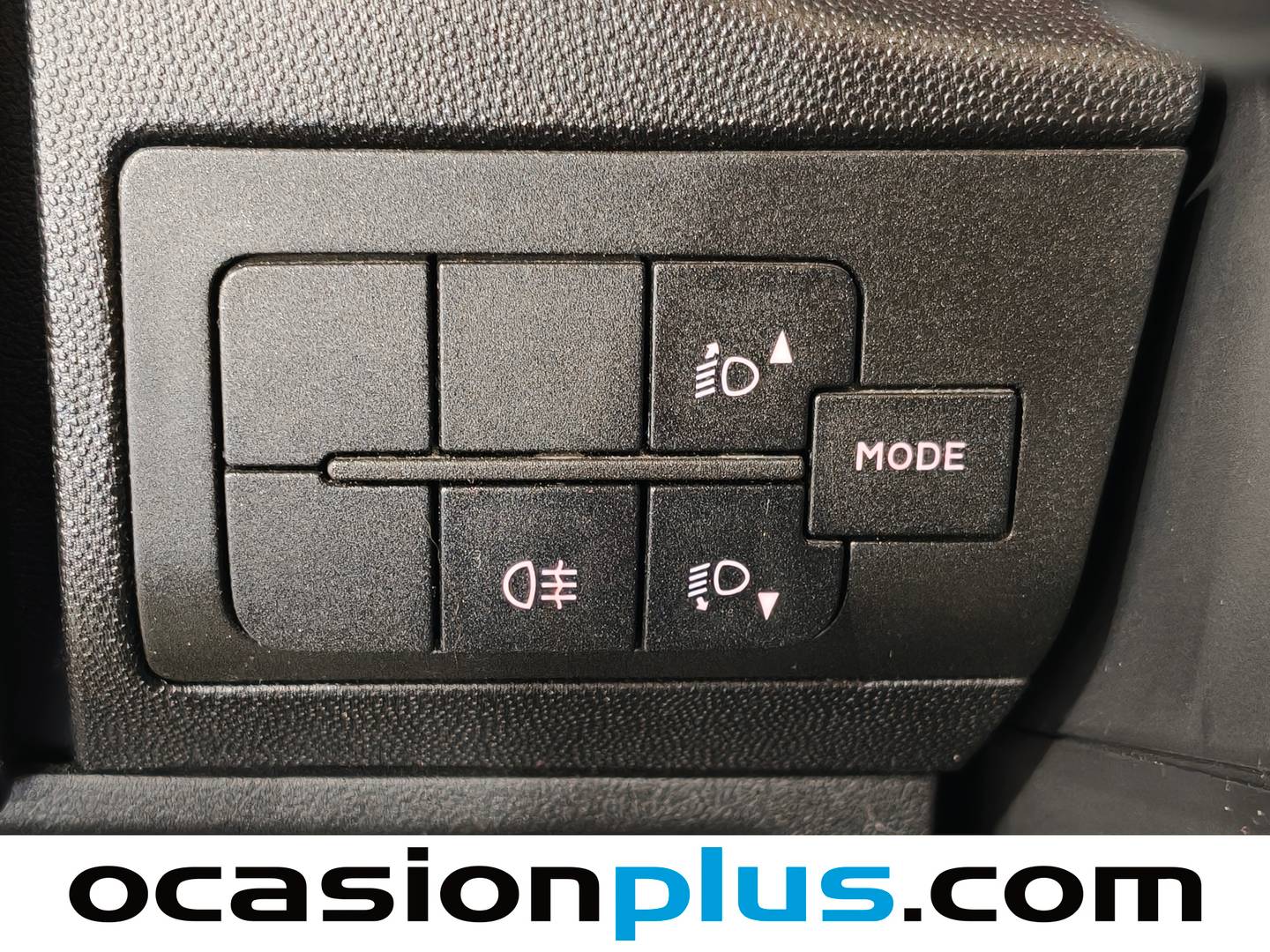 Foto Etrusco V5900 Etrusco V5900 D8 2.3 (140CV)