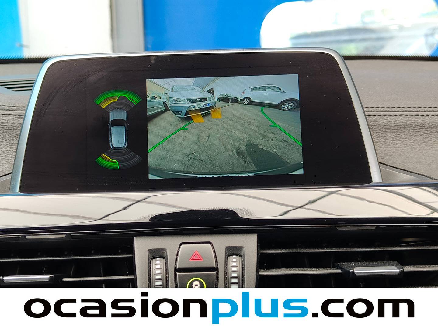 Equipamiento del BMW X2 BMW X2 sDrive18d (150 CV)