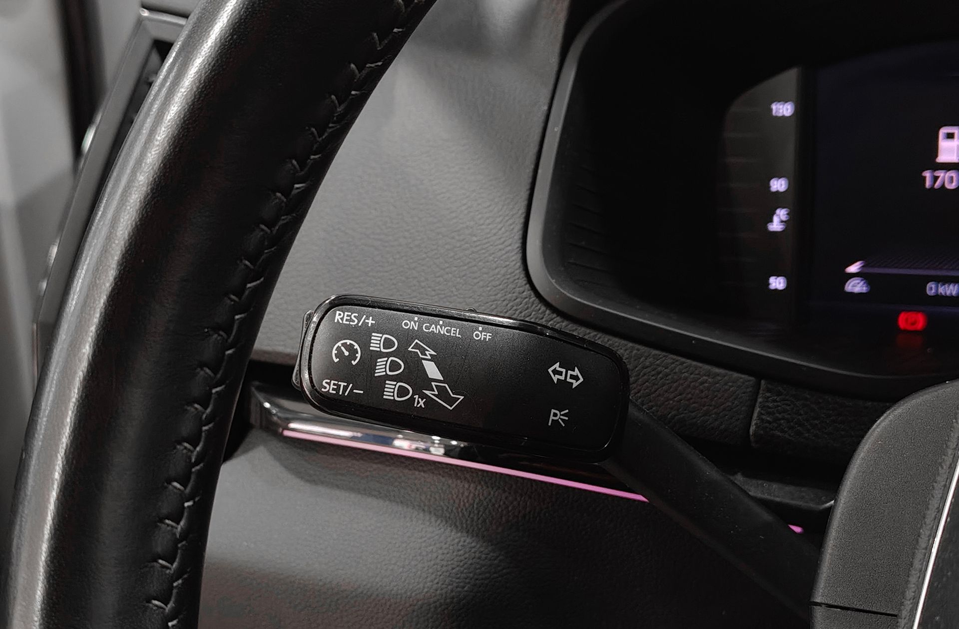 Škoda Karoq 2.0 TDI Sportline - foto 28