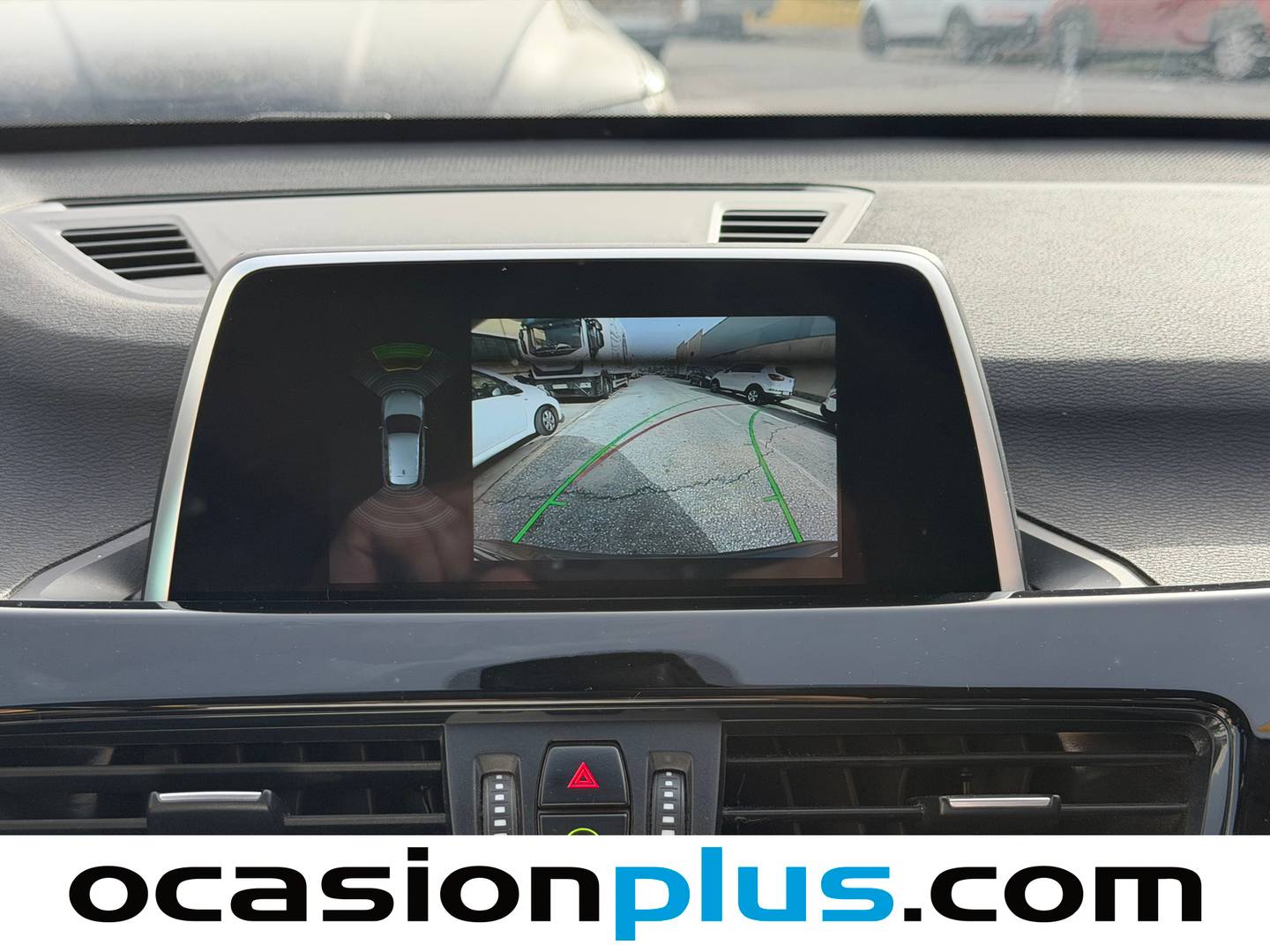 Equipamiento del BMW X1 BMW X1 sDrive18d (150 CV)