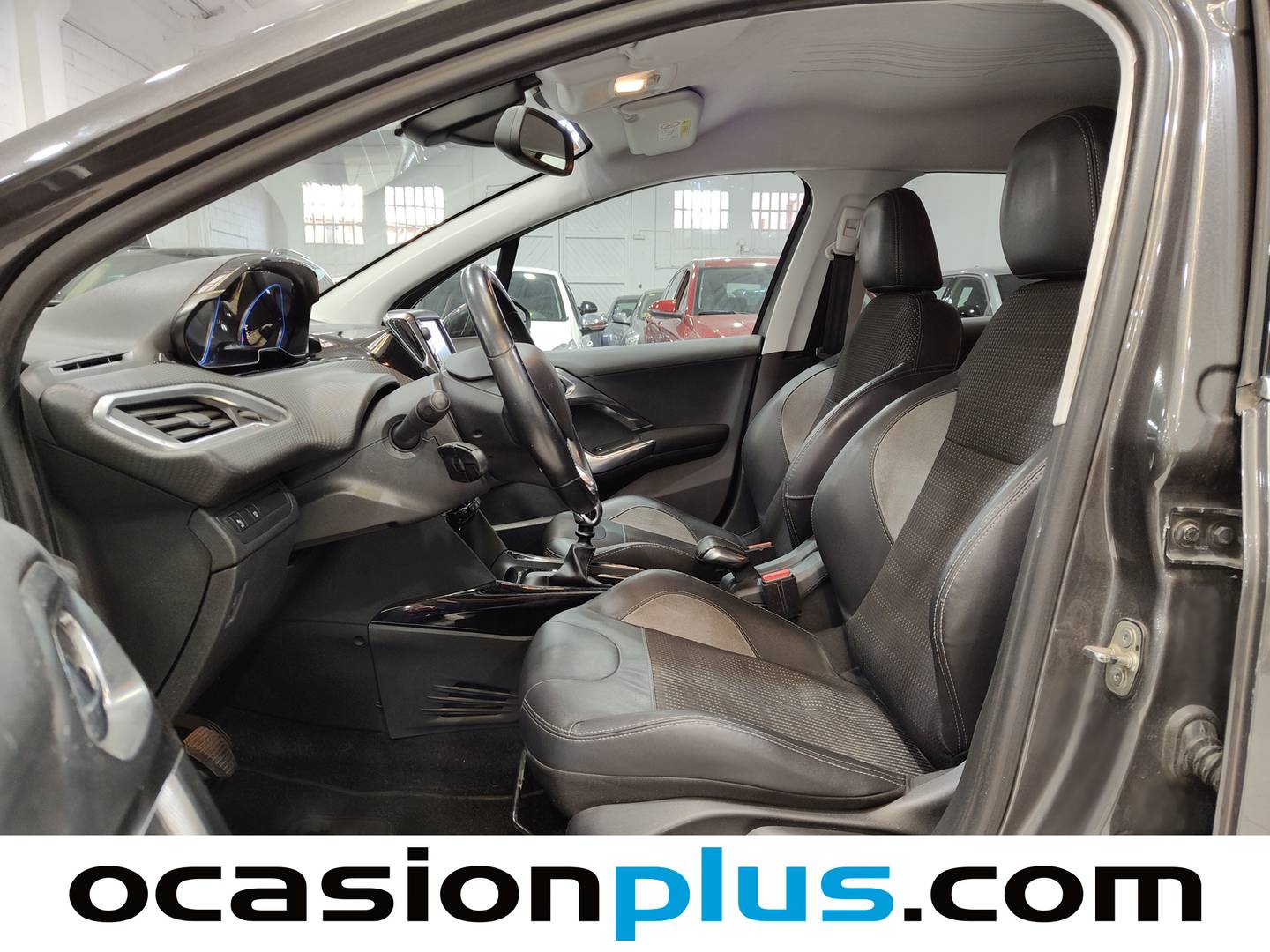 Foto asientos delanteros Peugeot 2008 Peugeot 2008 BlueHDi 120 S&S Allure (120 CV)