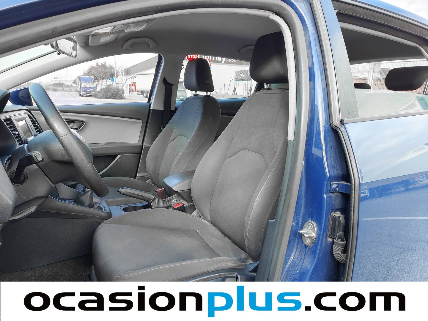 Foto asientos delanteros Seat León Seat León 1.0 EcoTSI Reference Edition (115 CV)