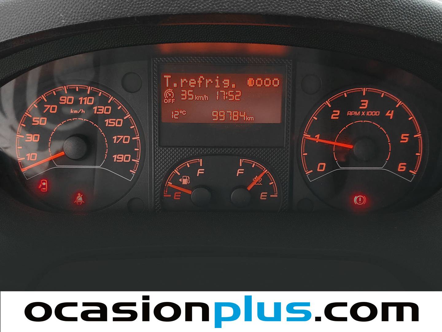 Foto Peugeot Boxer Peugeot Boxer Furgon BlueHDi 140 S&S 335 L3H2 (140 CV)