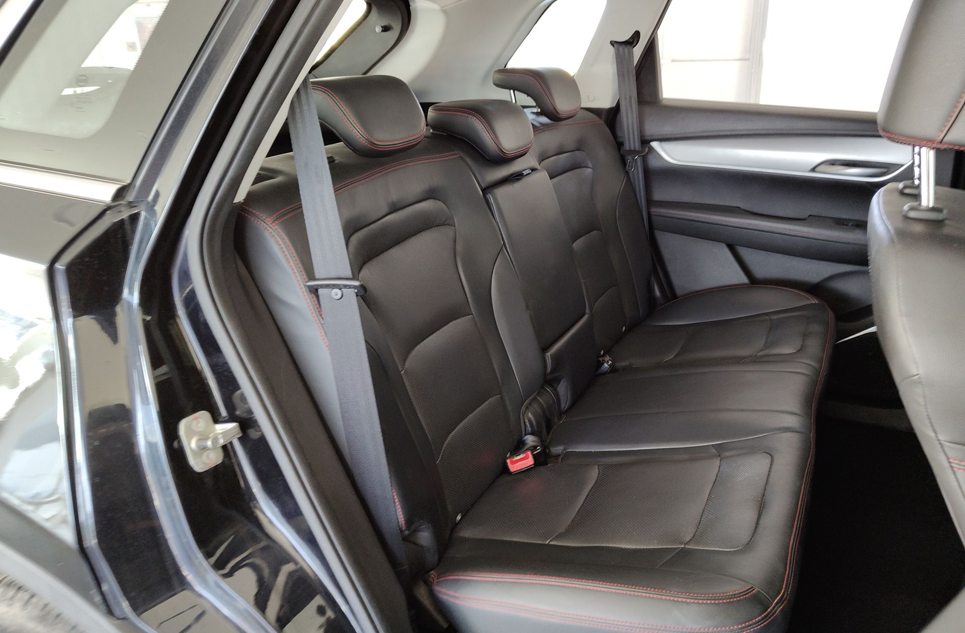 SWM G01 1.5T Luxury - foto 14