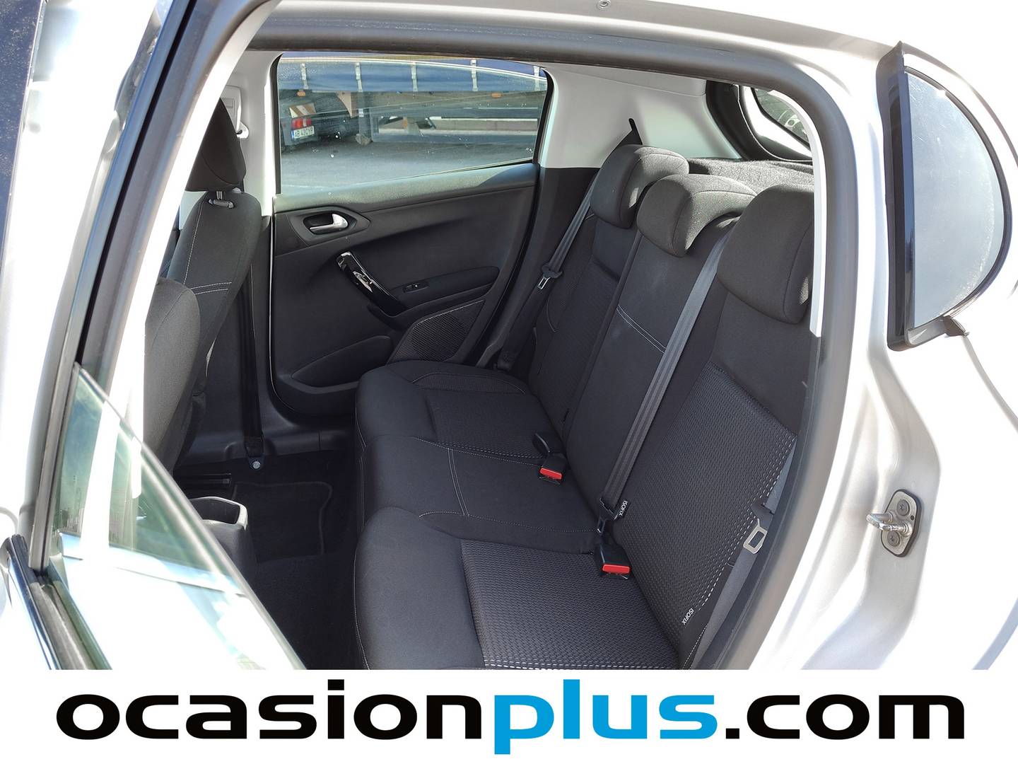 Foto asientos traseros Peugeot 208 Peugeot 208 1.2L PureTech Allure (110 CV)