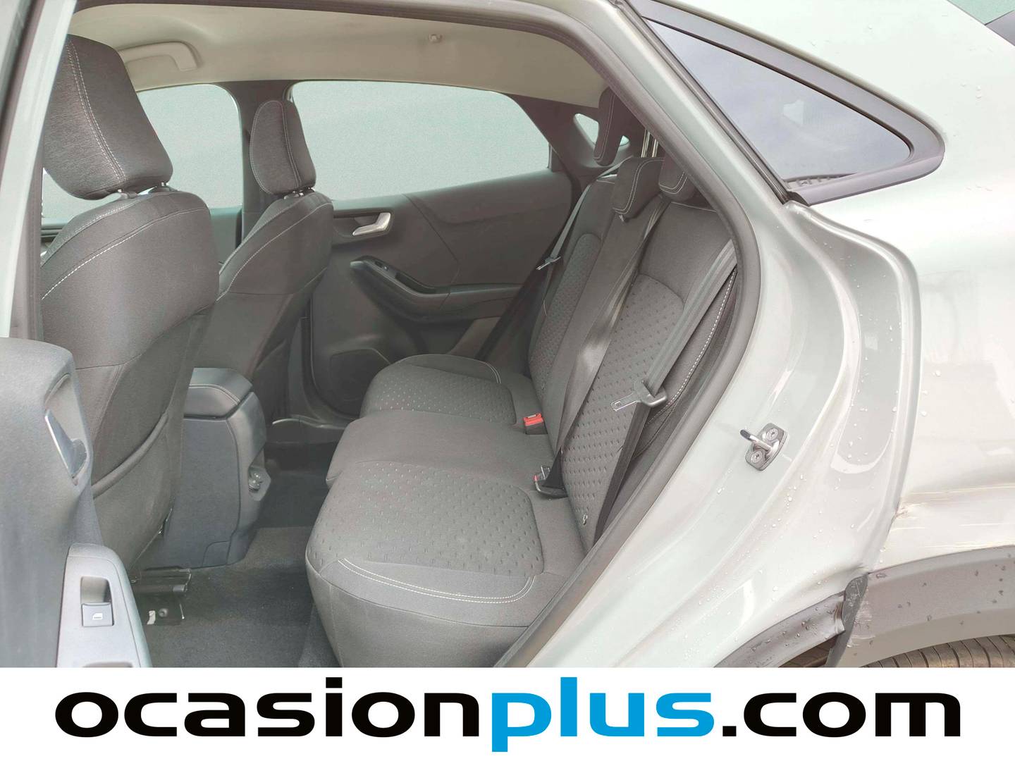 Foto asientos traseros Ford Puma Ford Puma 1.0 EcoBoost MHEV Titanium Auto (125 CV)