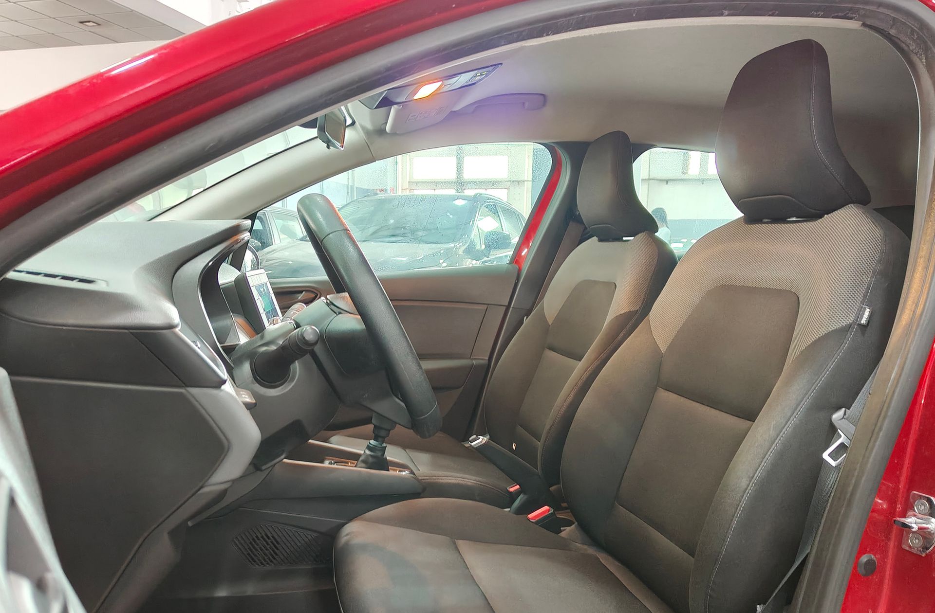 Renault Clio Business TCe - foto 9