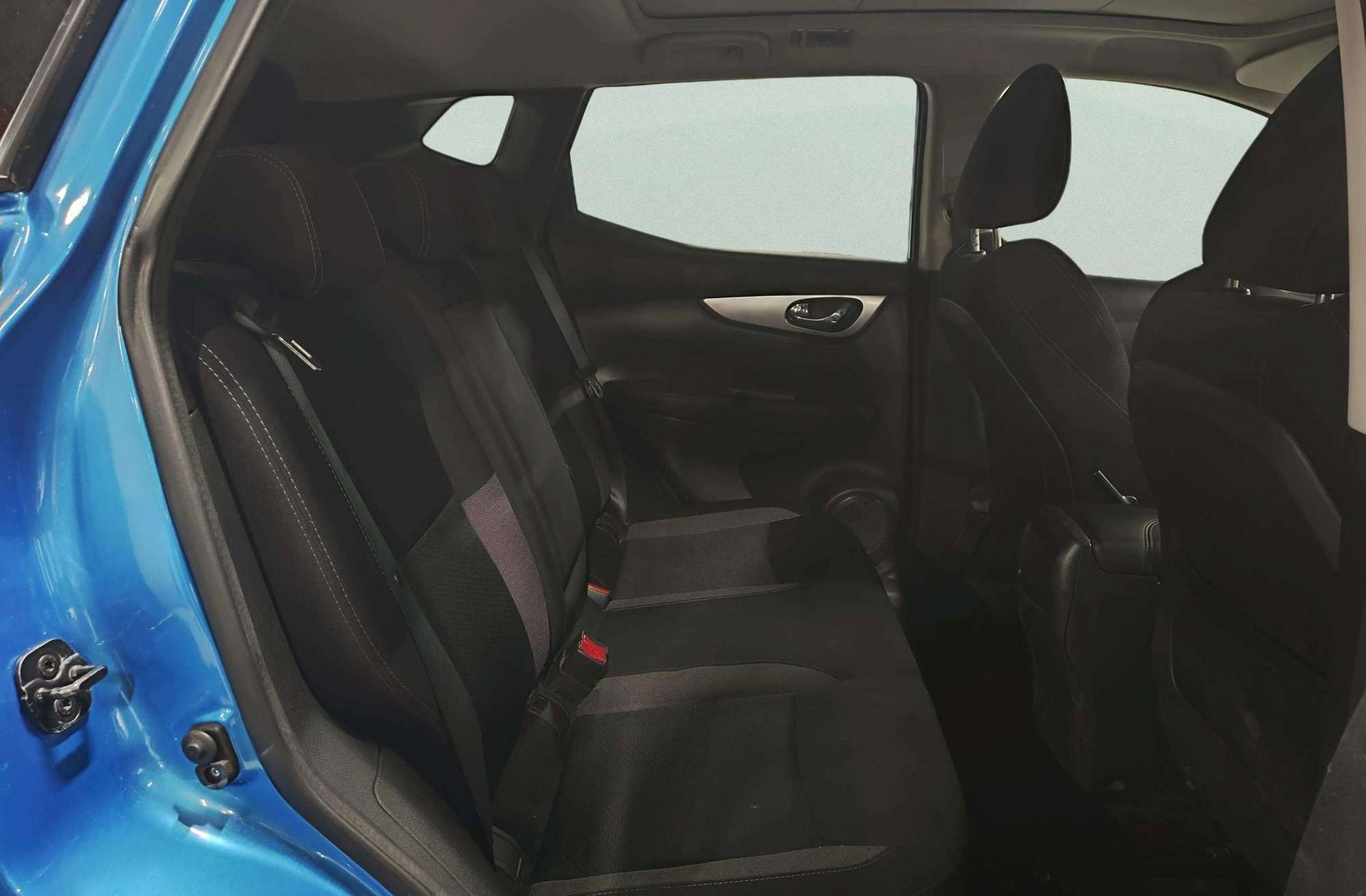 Nissan Qashqai dCi 115 N-Connecta 4x2 - foto 16