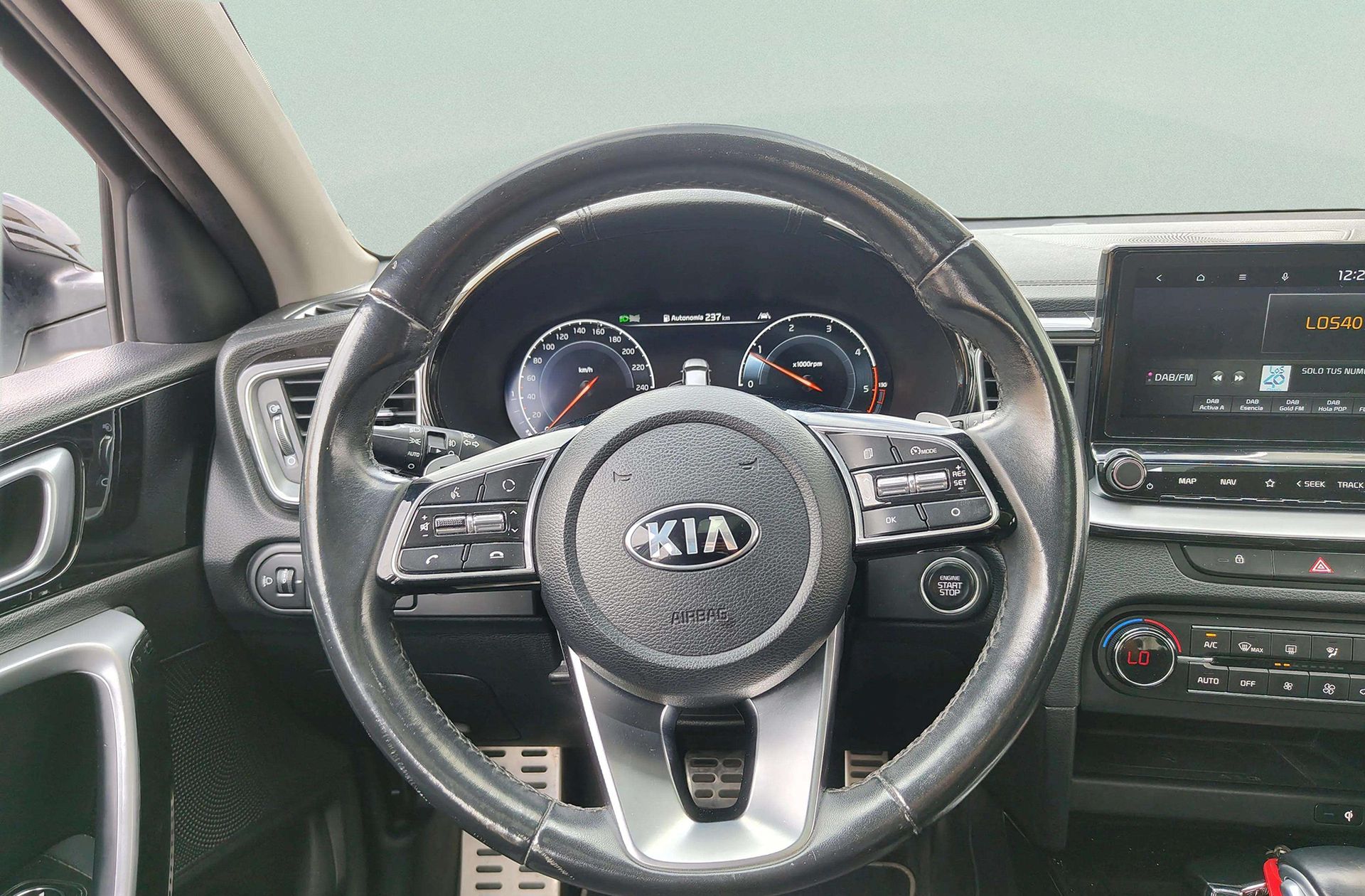 Kia XCeed 1.6 MHEV Emotion DCT - foto 26