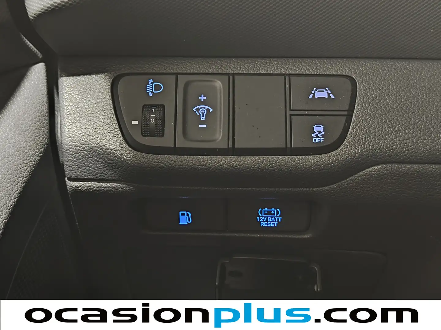 Foto Hyundai IONIQ Hyundai Ioniq 1.6 GDI HEV Tecno DCT (141 CV)