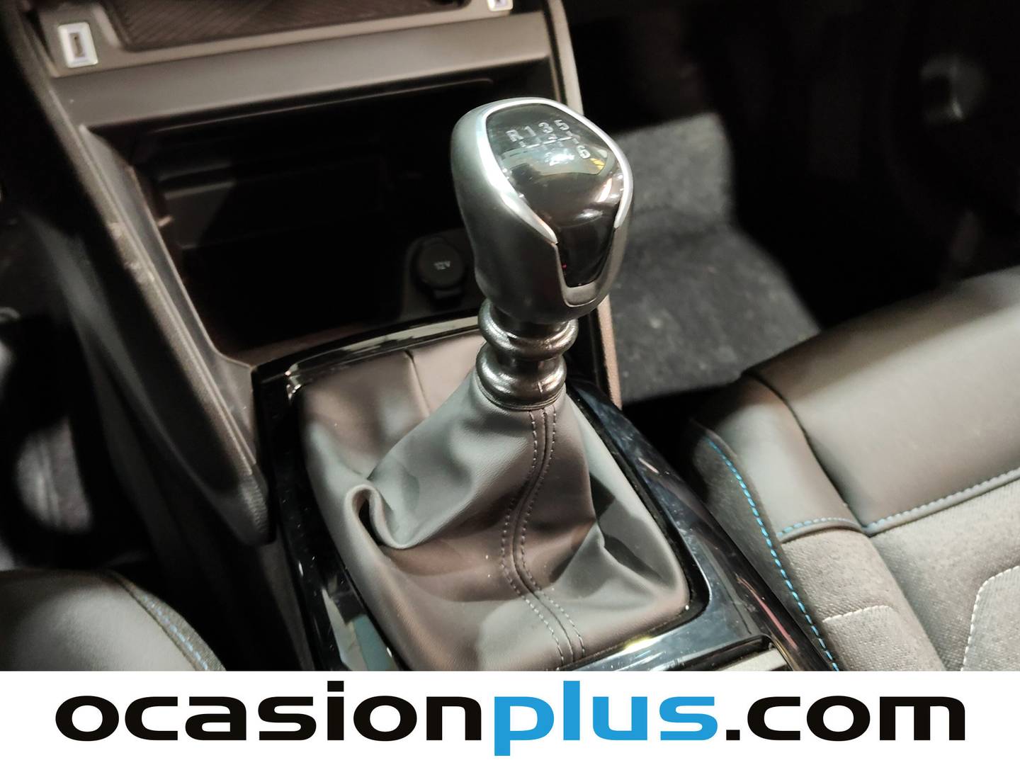 Foto Citroën C4 Citroen C4 PureTech 130 S&S 6v Plus  (131 CV)