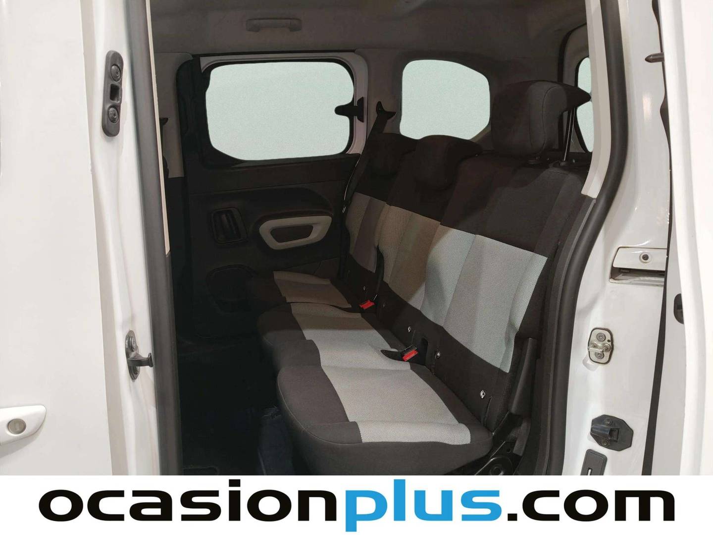Foto asientos traseros Citroën Berlingo Citroën Berlingo Combi BlueHDi 100 Talla M Feel (100 CV)
