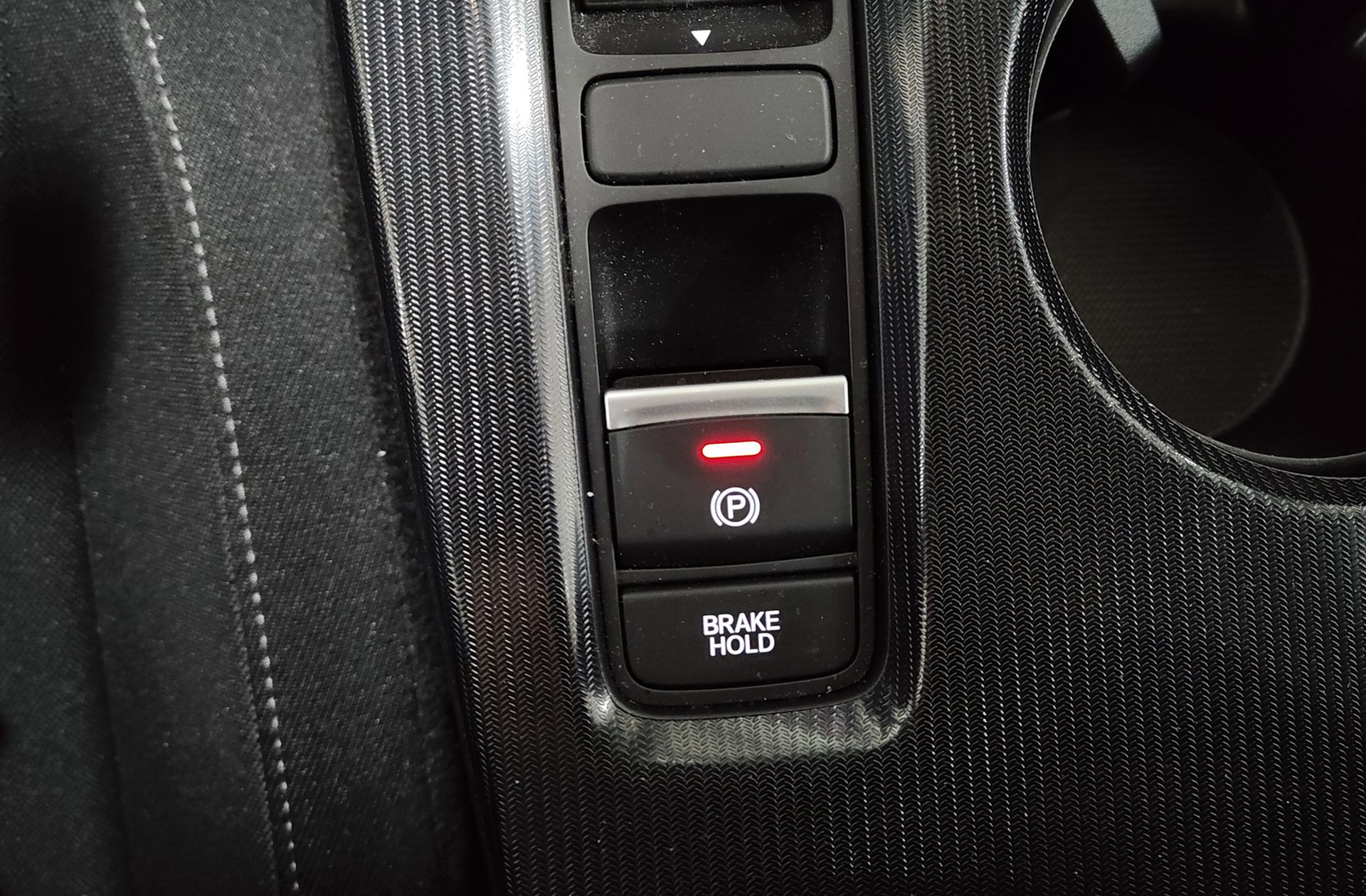 Honda Civic 2.0 i-MMD Elegance CVT - foto 32