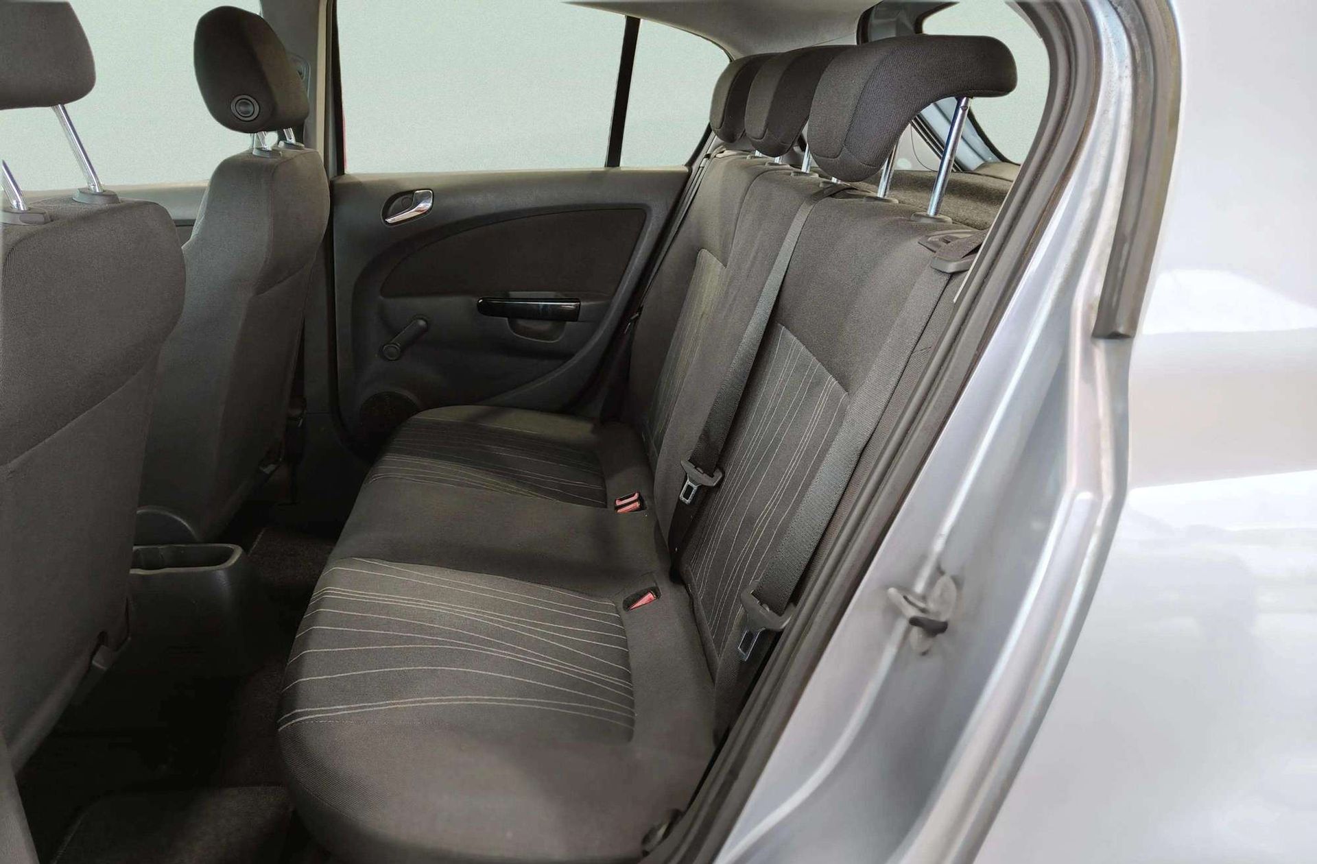 Opel Corsa 1.3 CDTI Essentia - foto 9