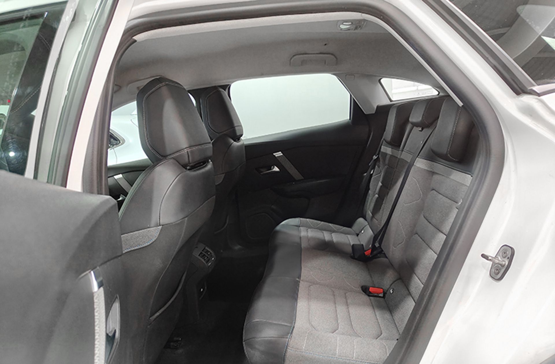 Citroën C4 PureTech 130 Feel Pack - foto 11