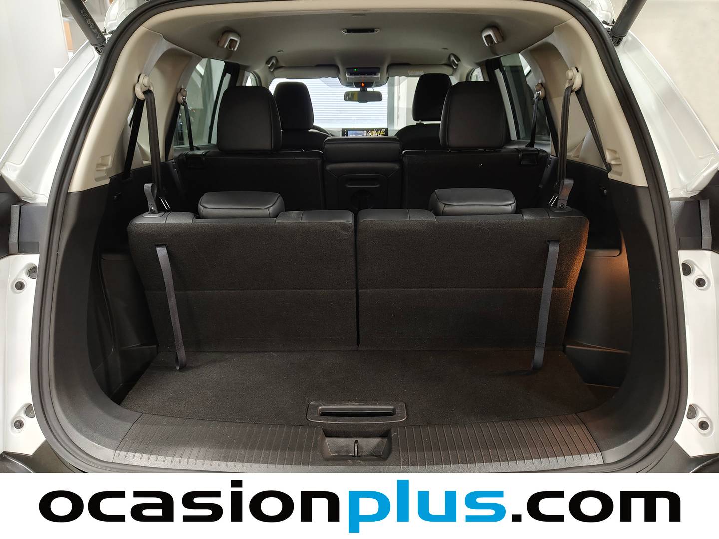 Fotos maletero Nissan X-TRAIL Nissan X-Trail 1.5 e-4ORCE N-Connecta 4X4 AT (213 CV) 7 plazas