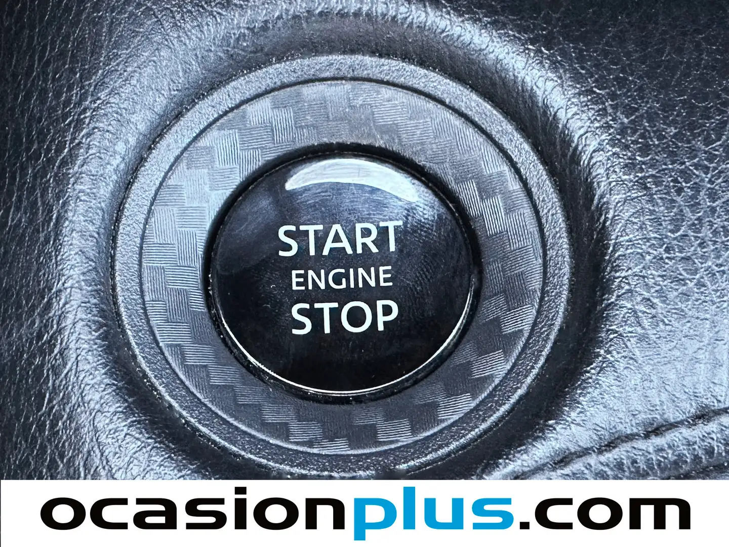 Foto Nissan JUKE Nissan Juke DIG-T N-Connecta 4x2 (114 CV)