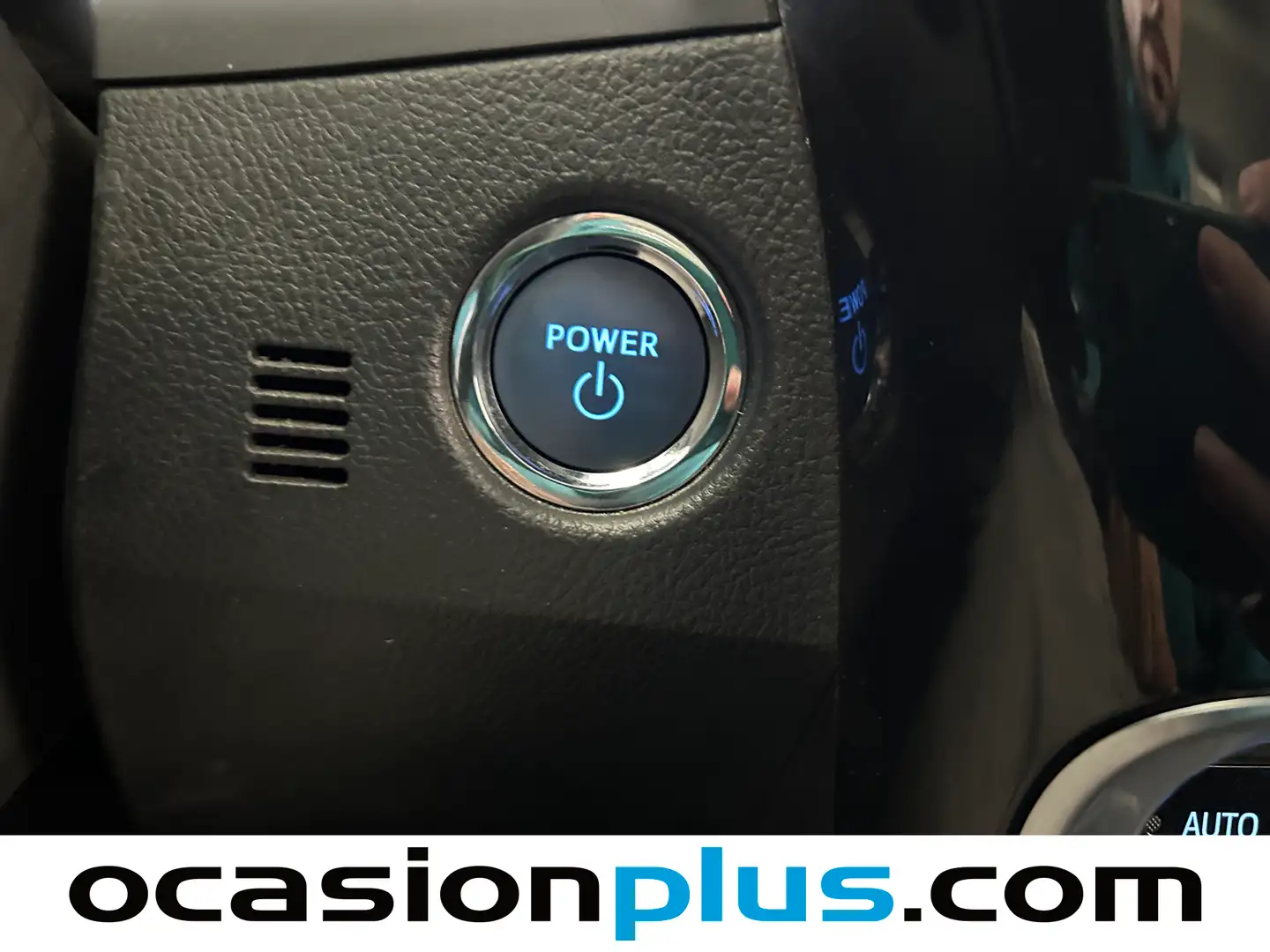 Foto Toyota Auris Toyota Auris 140H Touring Sports Active (136 CV)