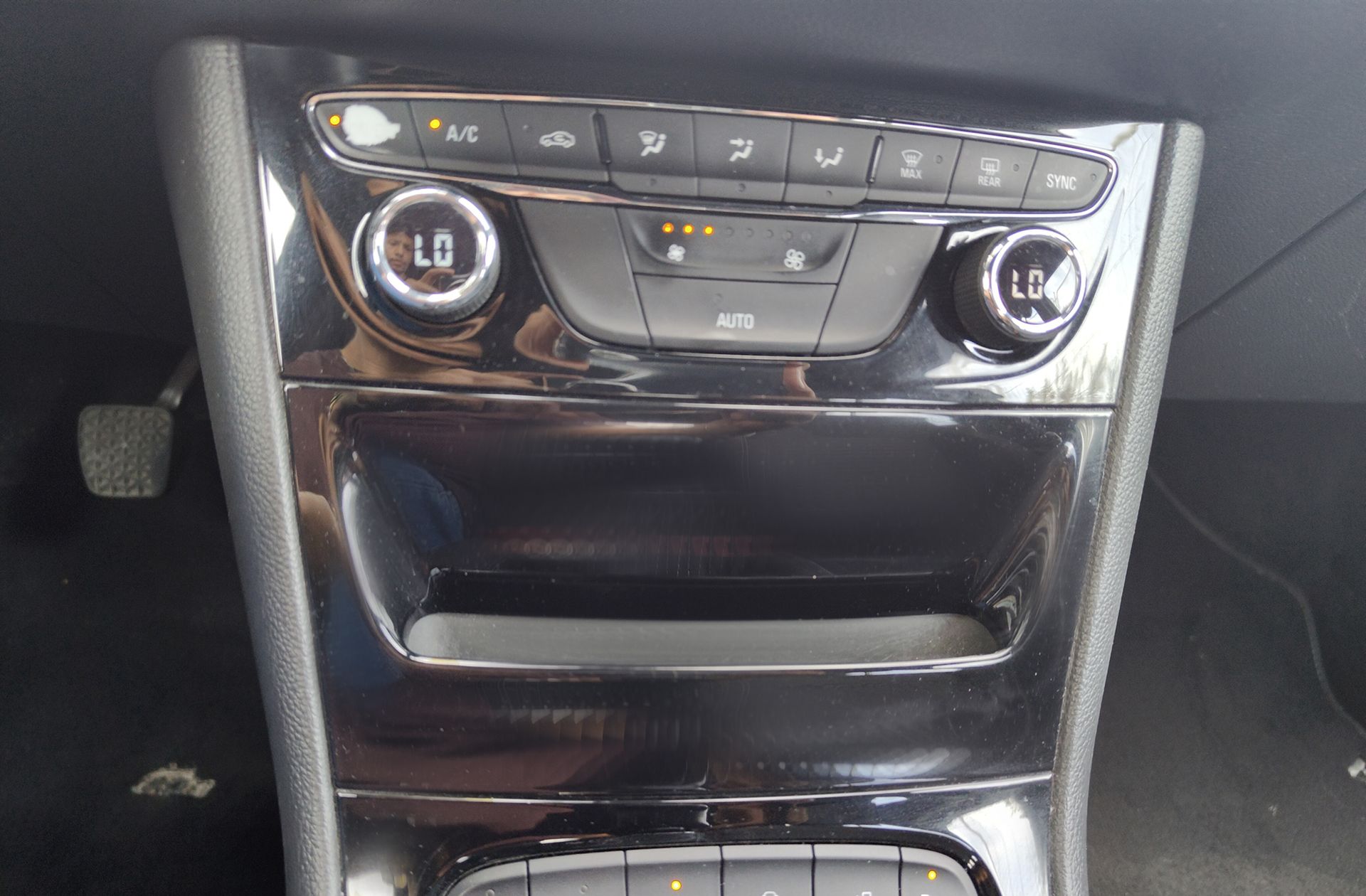 Opel Astra 1.4 Turbo Dynamic - foto 24