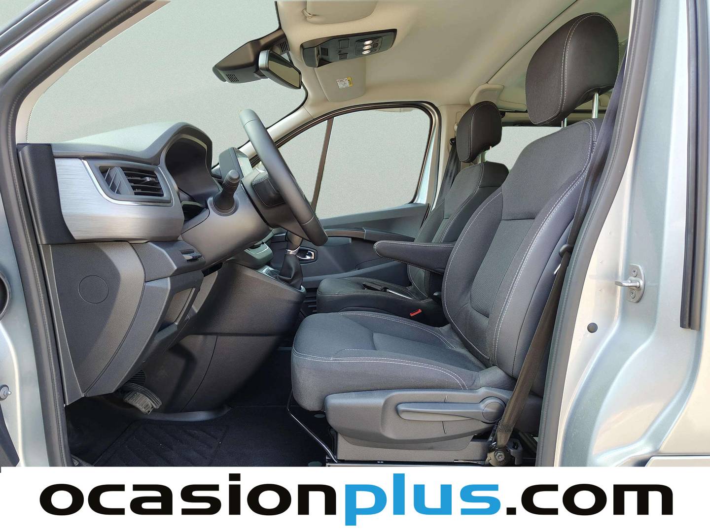 Foto asientos delanteros Renault Trafic SpaceClass Renault Trafic SpaceClass SpaceClass Energy Blue dCi (170 CV) Auto