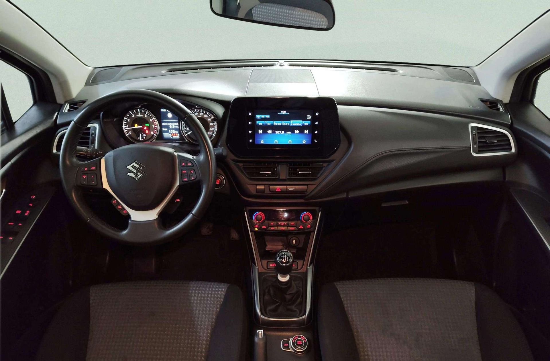 Suzuki S-Cross 1.4T Mild Hybrid S2 4WD - foto 6