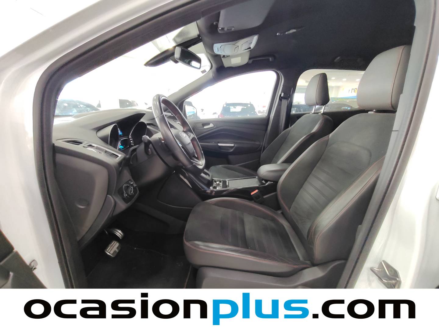 Foto asientos delanteros Ford Kuga Ford Kuga ST-Line Limited Edition 4x4 Auto (176 CV)