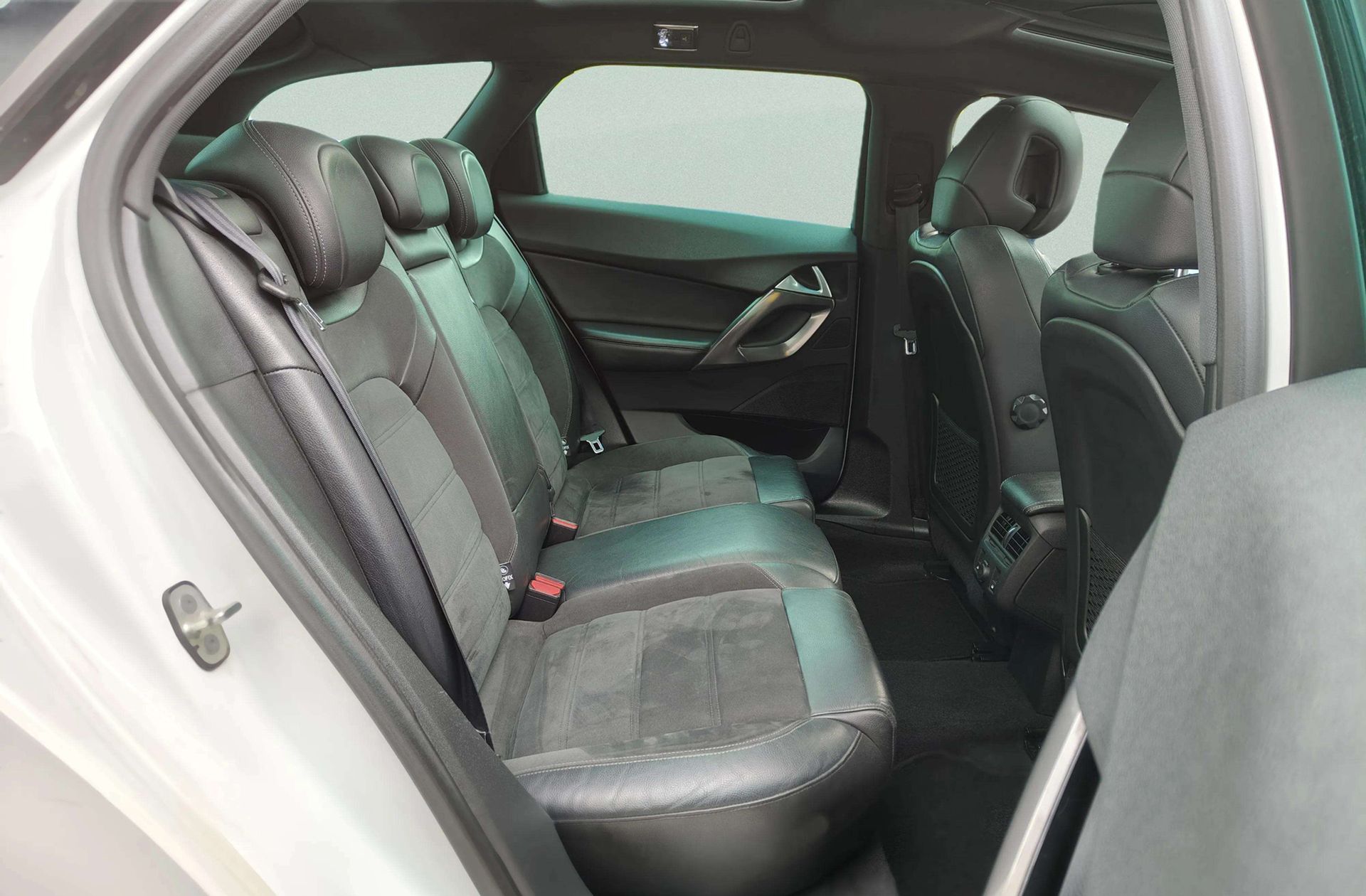 Citroën DS5 BlueHDi Style - foto 18