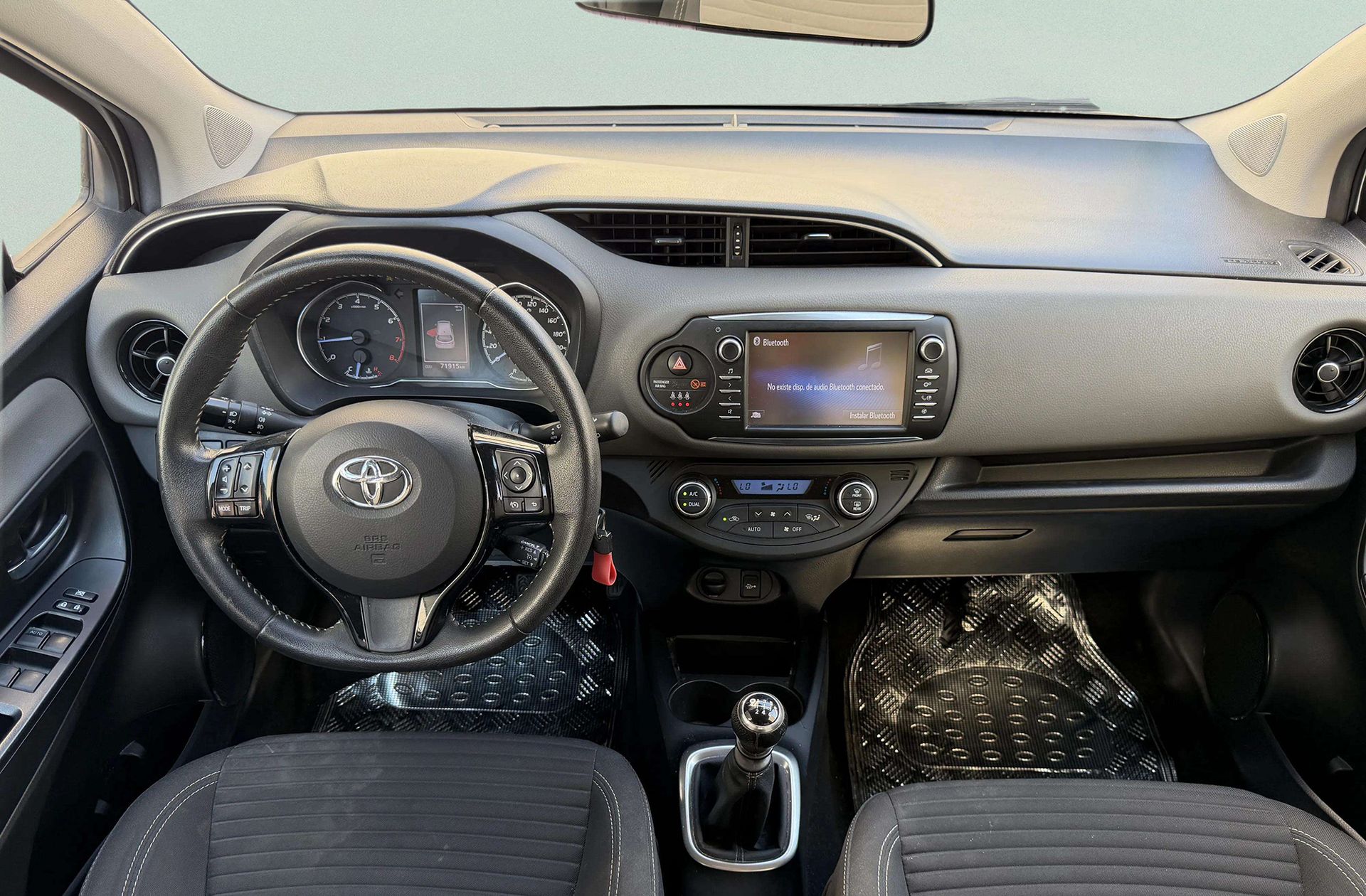 Toyota Yaris 1.5 Active - foto 6