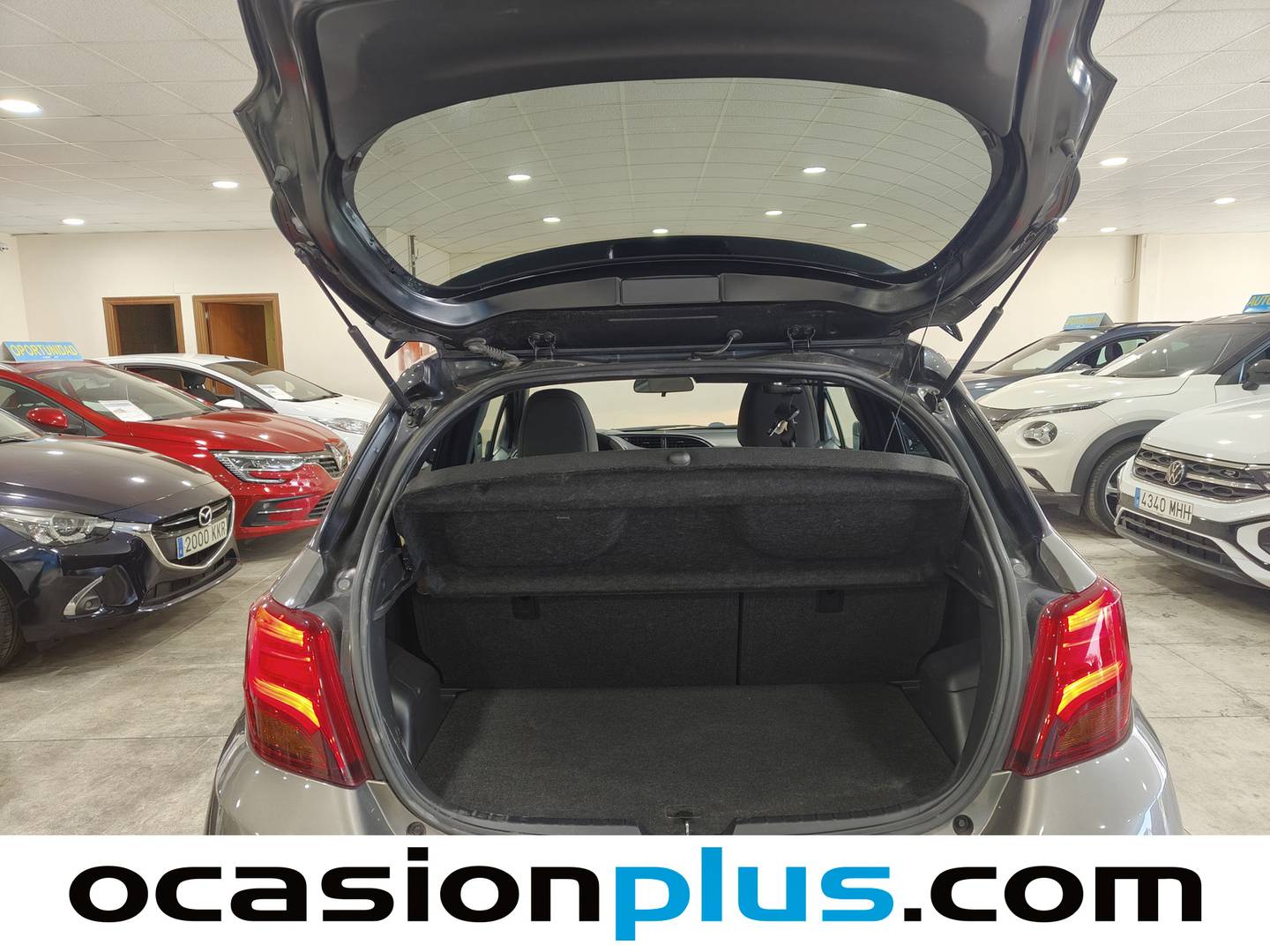 Fotos maletero Toyota Yaris Toyota Yaris 1.3 100 Feel (99 CV)