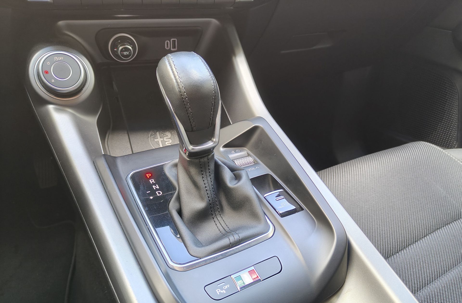 Alfa Romeo Tonale 1.5 MHEV Sprint FWD - foto 5