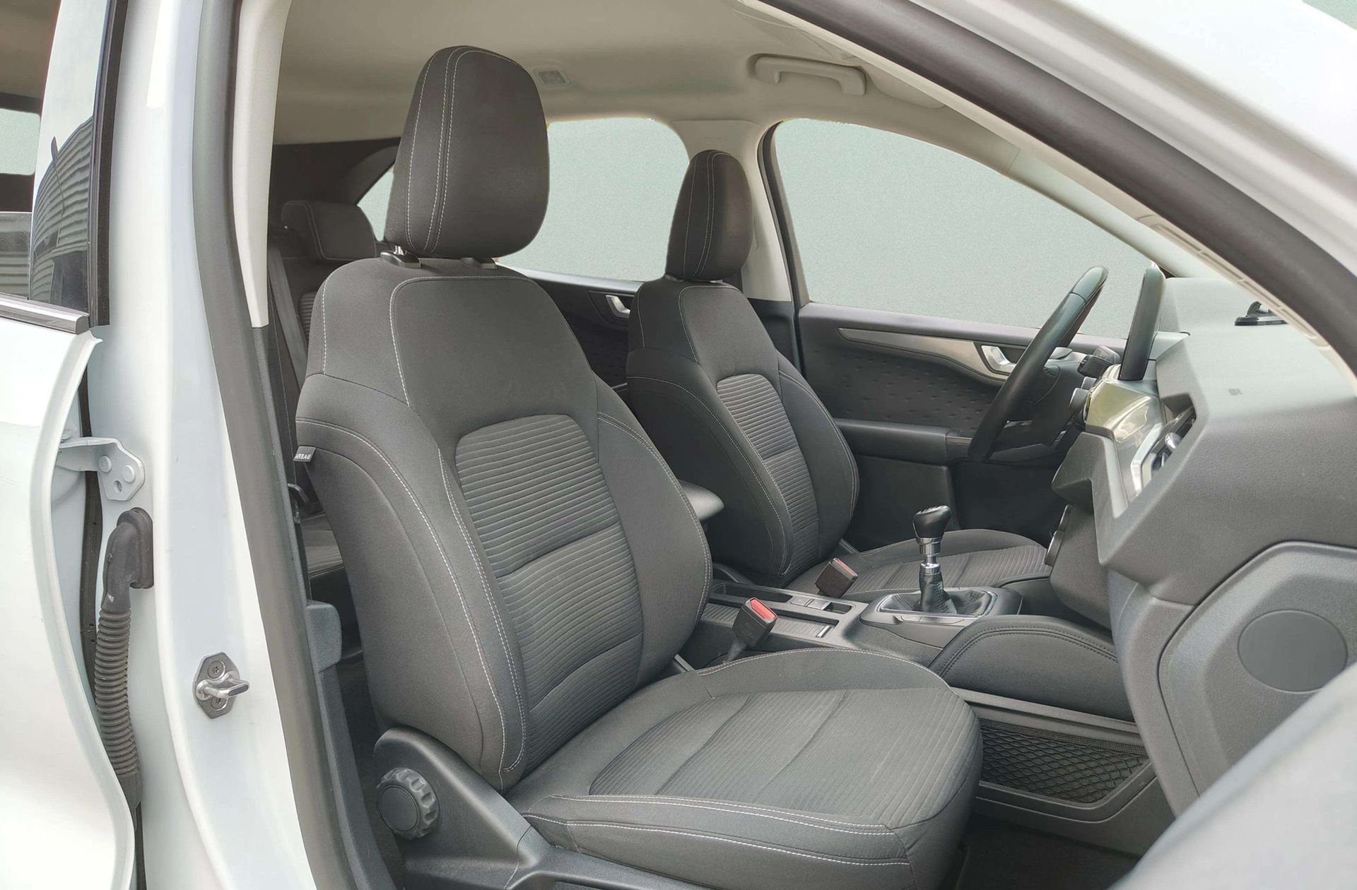 Ford Kuga 1.5 EcoBlue Titanium - foto 19