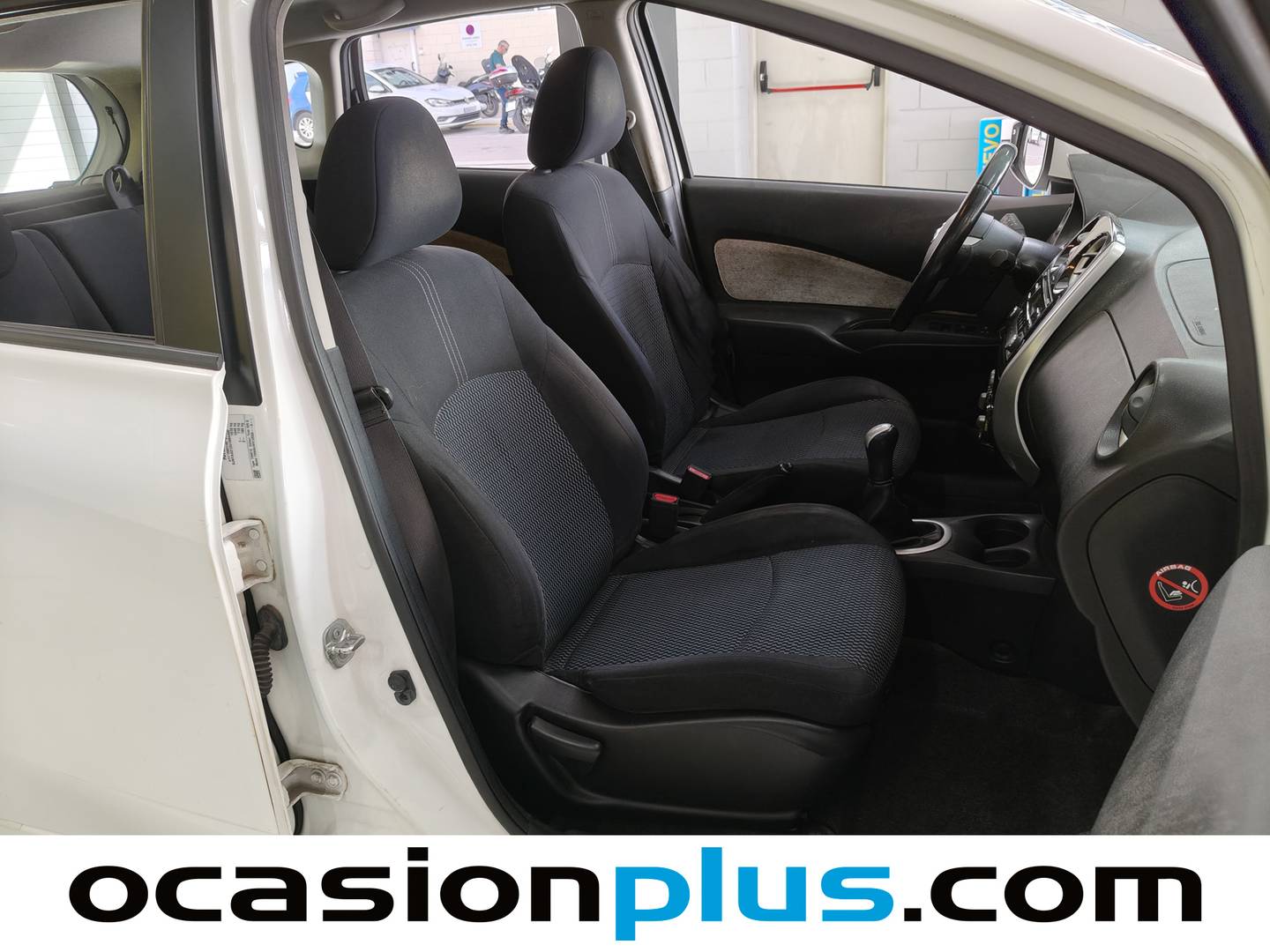 Foto asientos traseros Nissan NOTE Nissan Note 1.2G ACENTA (80 CV)
