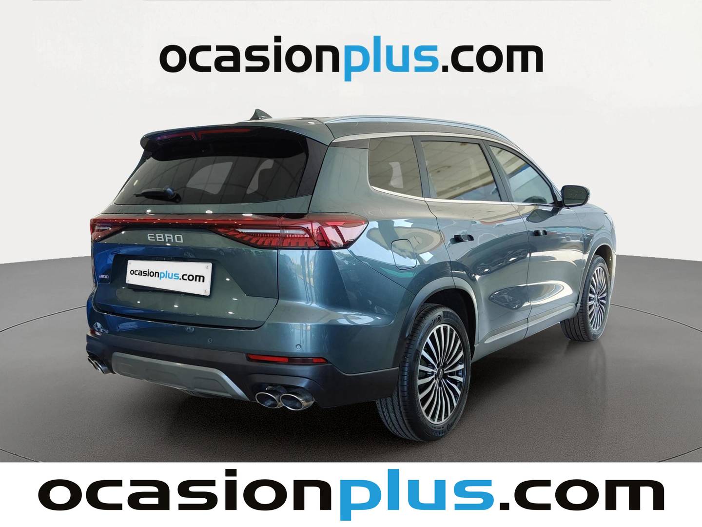 Foto trasera EBRO S800 EBRO S800 1.6 TGDI Premium DCT (147 CV) 7 Plazas derecha