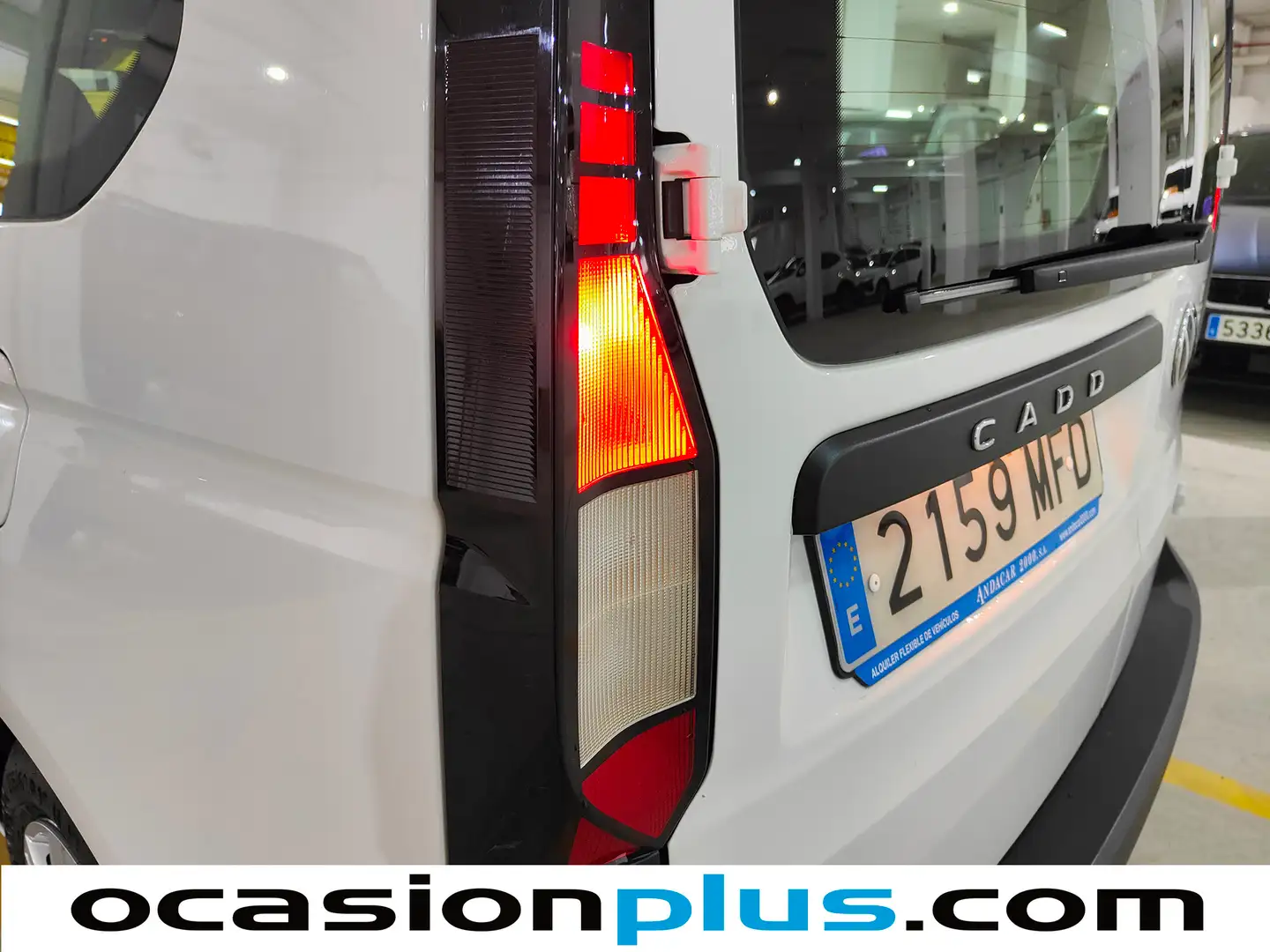 Foto Volkswagen Caddy Volkswagen Caddy Kombi Kombi 2.0 TDI (102 CV)