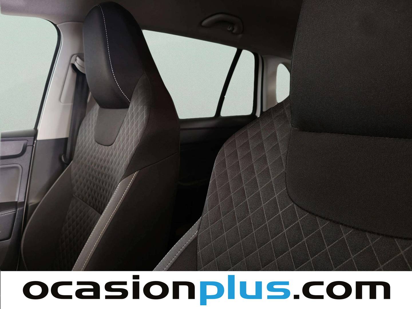 Extras y acabados del Skoda Spaceback Skoda Spaceback 1.2 TSI Like (90 CV)