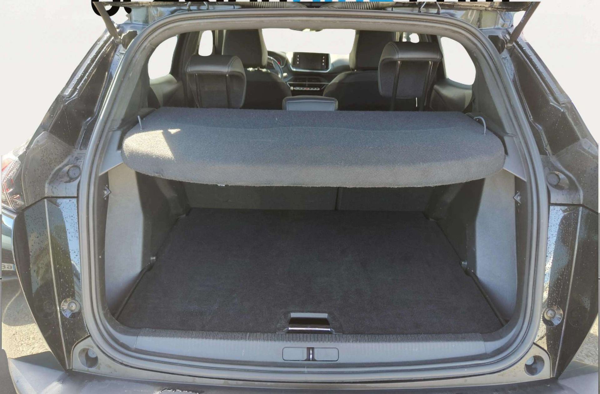 Peugeot 2008 PureTech 100 Allure - foto 18