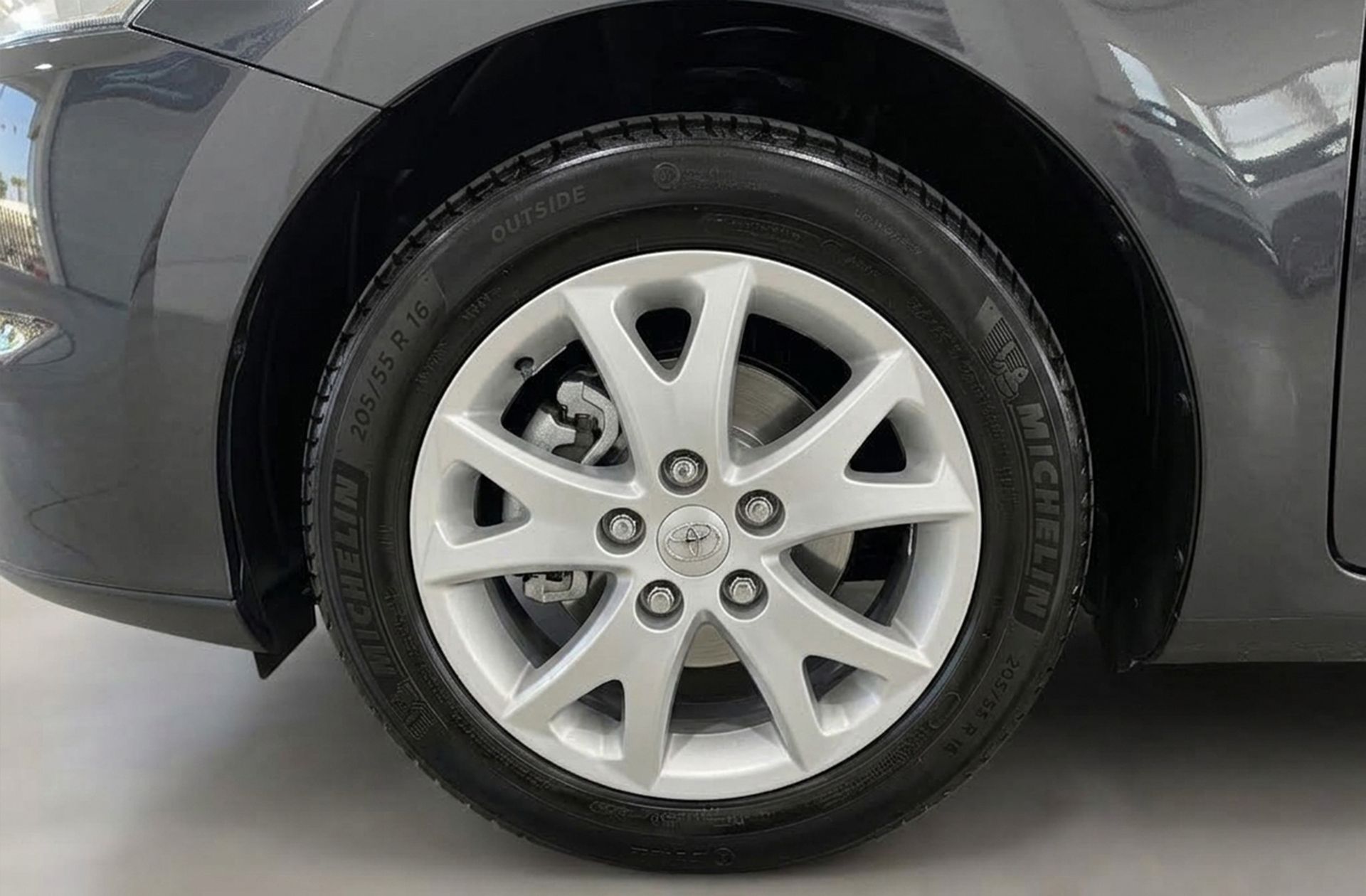 Toyota Auris 1.6 VVT-i Active - foto 31